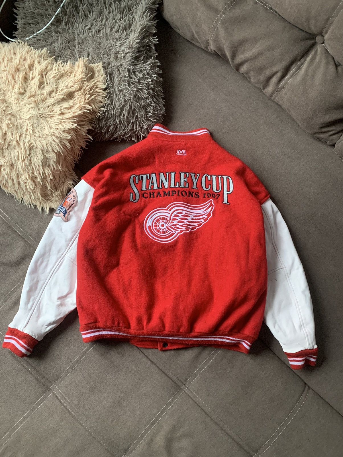 image of Mirage x Nfl Vintage 90's Red Wing Stanley Cup Detroit Jacket Very in Red/White, Men's (Size Medium
