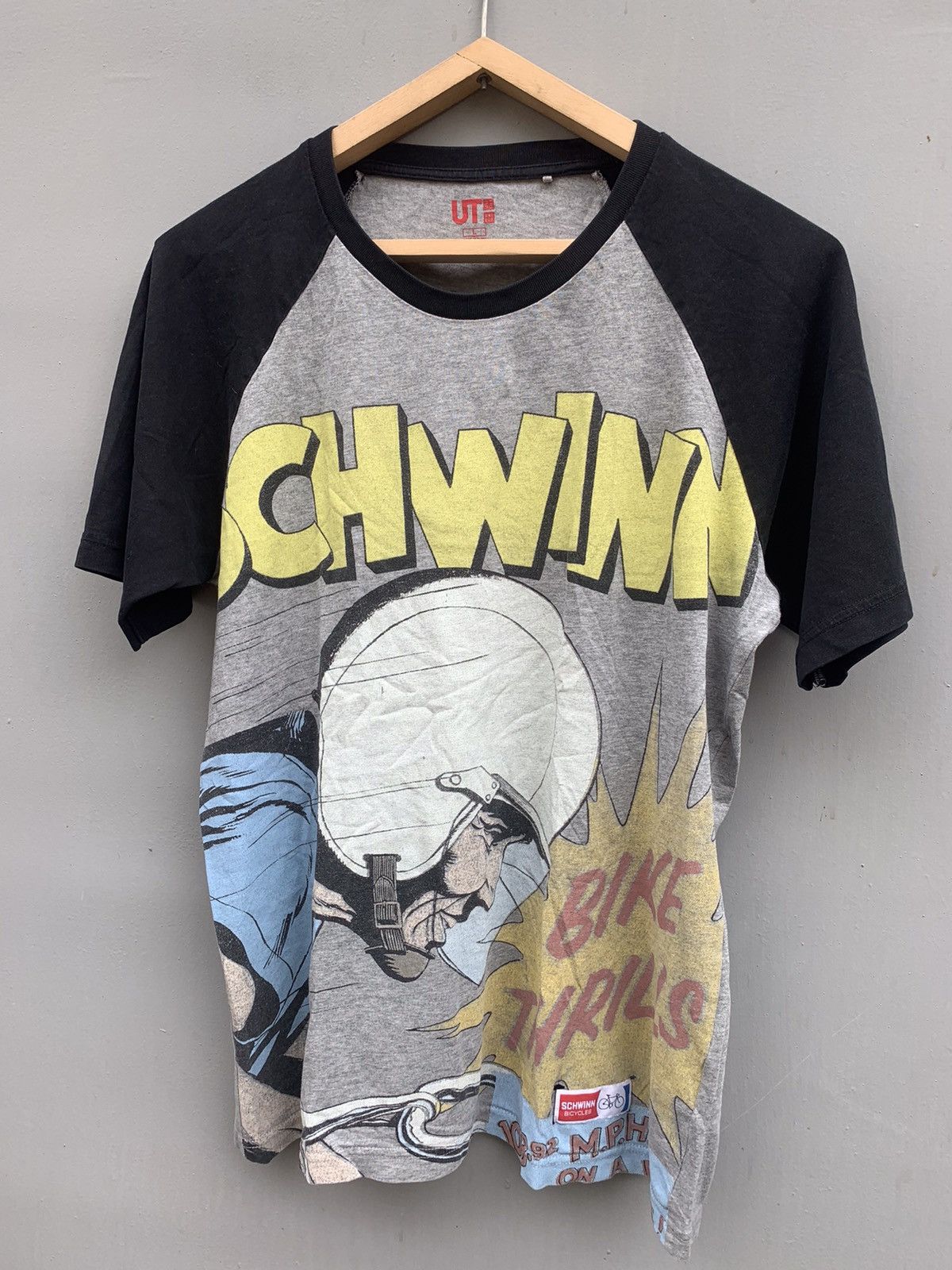 Uniqlo Very Rare Schwinn Bicycle T Shirt Vintage Size US L / EU 52-54 / 3 - 1 Thumbnail