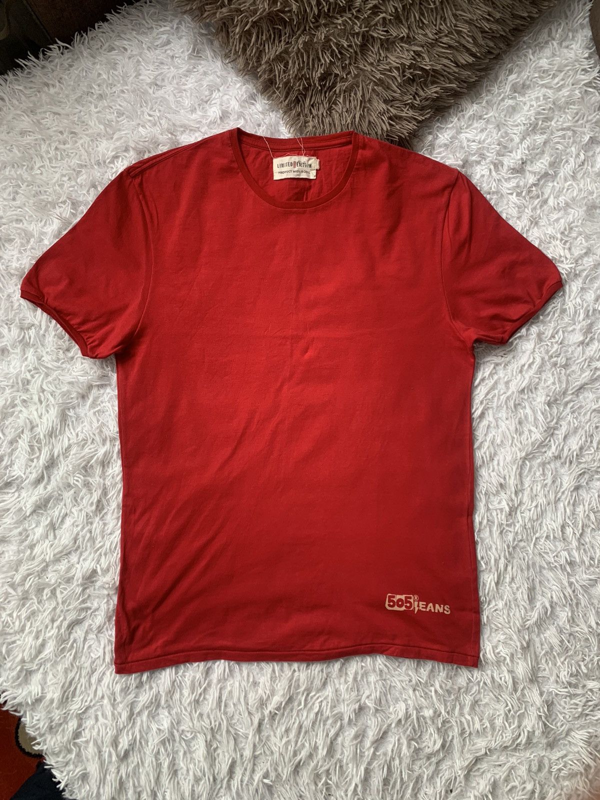 Levi's Limited Edition red 'No More Heroes' t-shirt Size US L / EU 52-54 / 3 - 2 Thumbnail