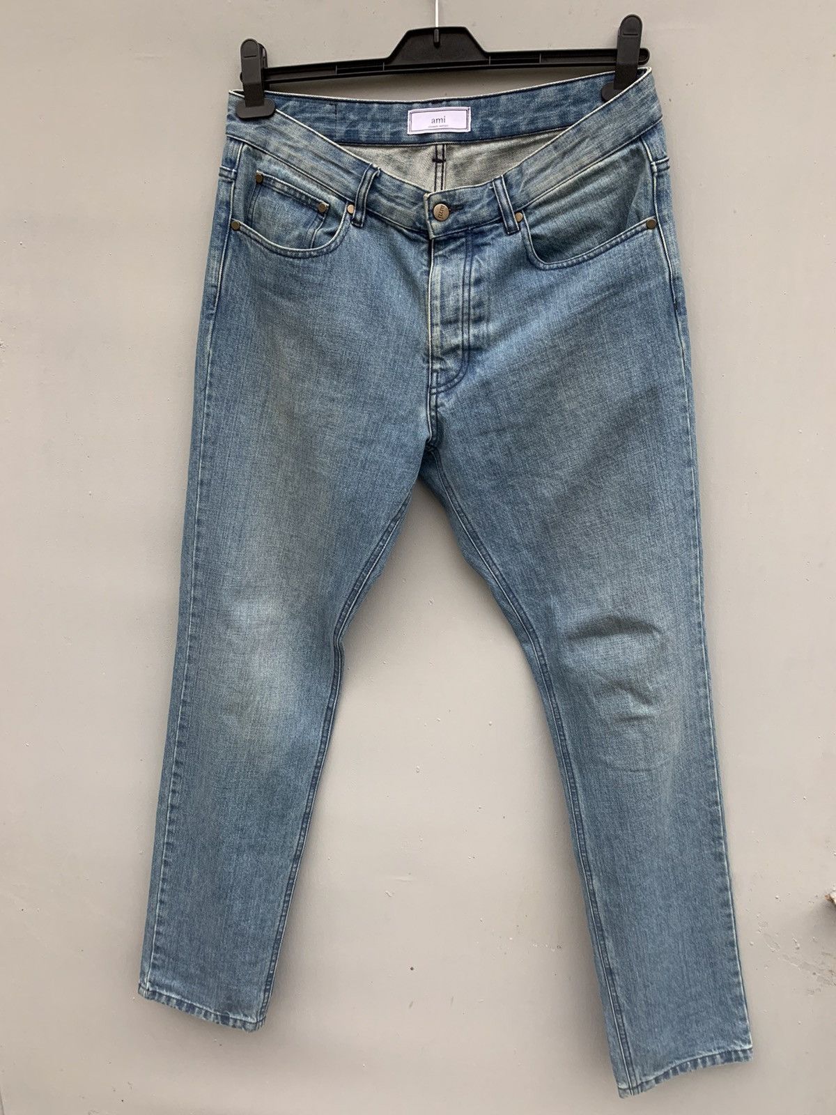 AMI AMI Light Wash Denim Pants Size 32 JEANS Size US 32 / EU 48 - 1 Thumbnail