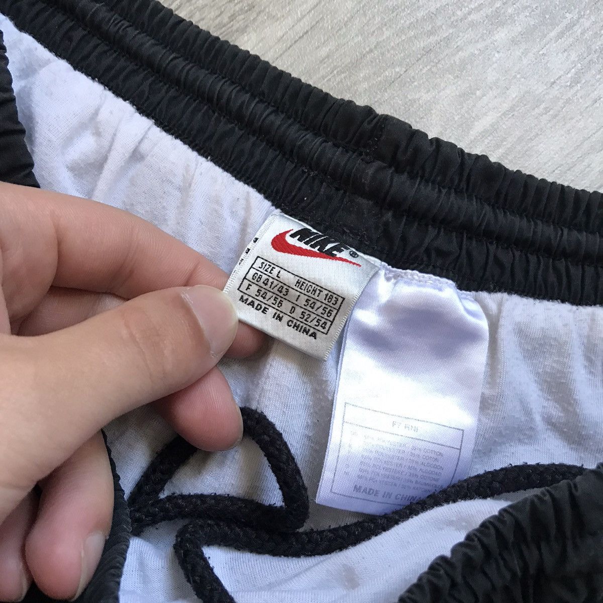 Nike Vintage Nike Y2K Track Pants Sweatpants Jogger Size US 34 / EU 50 - 11 Thumbnail