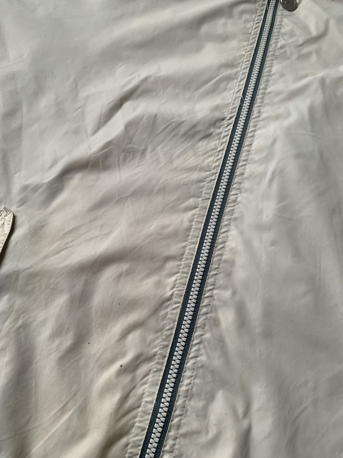 Nike Vintage Nike Y2K Logo Swoosh Light Jacket Size US M / EU 48-50 / 2 - 10 Thumbnail