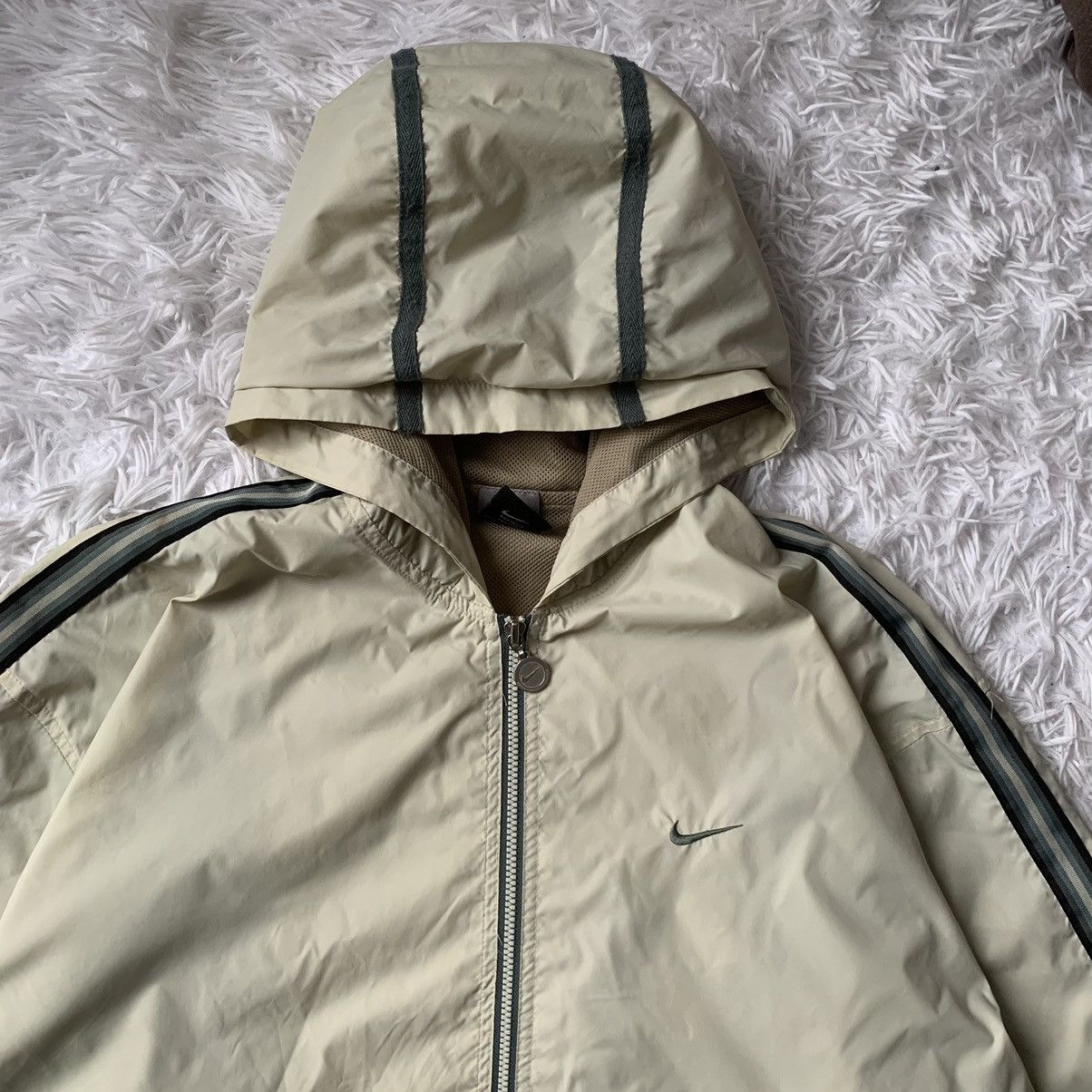 Nike Vintage Nike Y2K Logo Swoosh Light Jacket Size US M / EU 48-50 / 2 - 4 Thumbnail