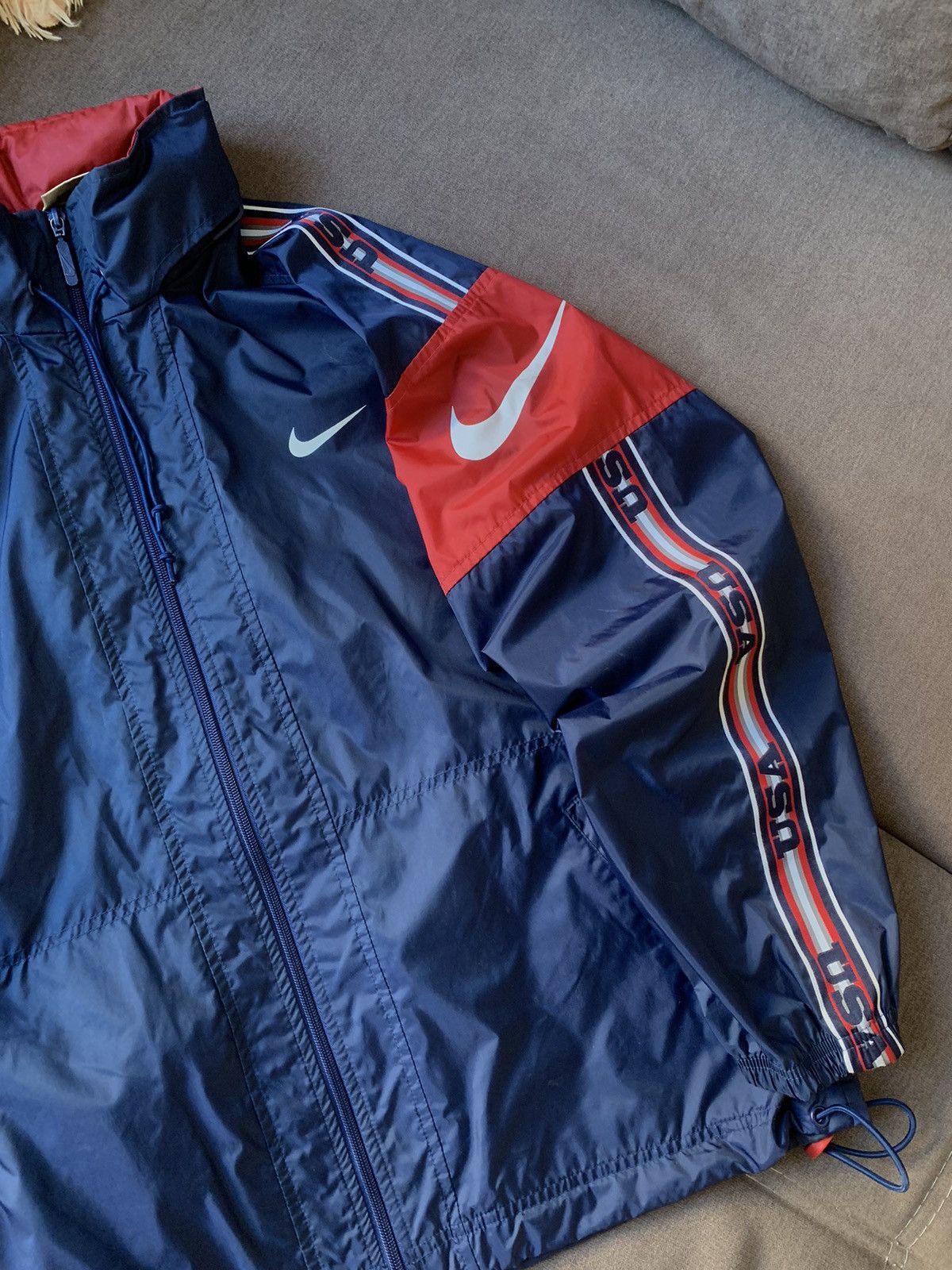 Nike Vintage 90's Nike USA Big Swoosh Boxy Bag Jacket Size US M / EU 48-50 / 2 - 4 Thumbnail
