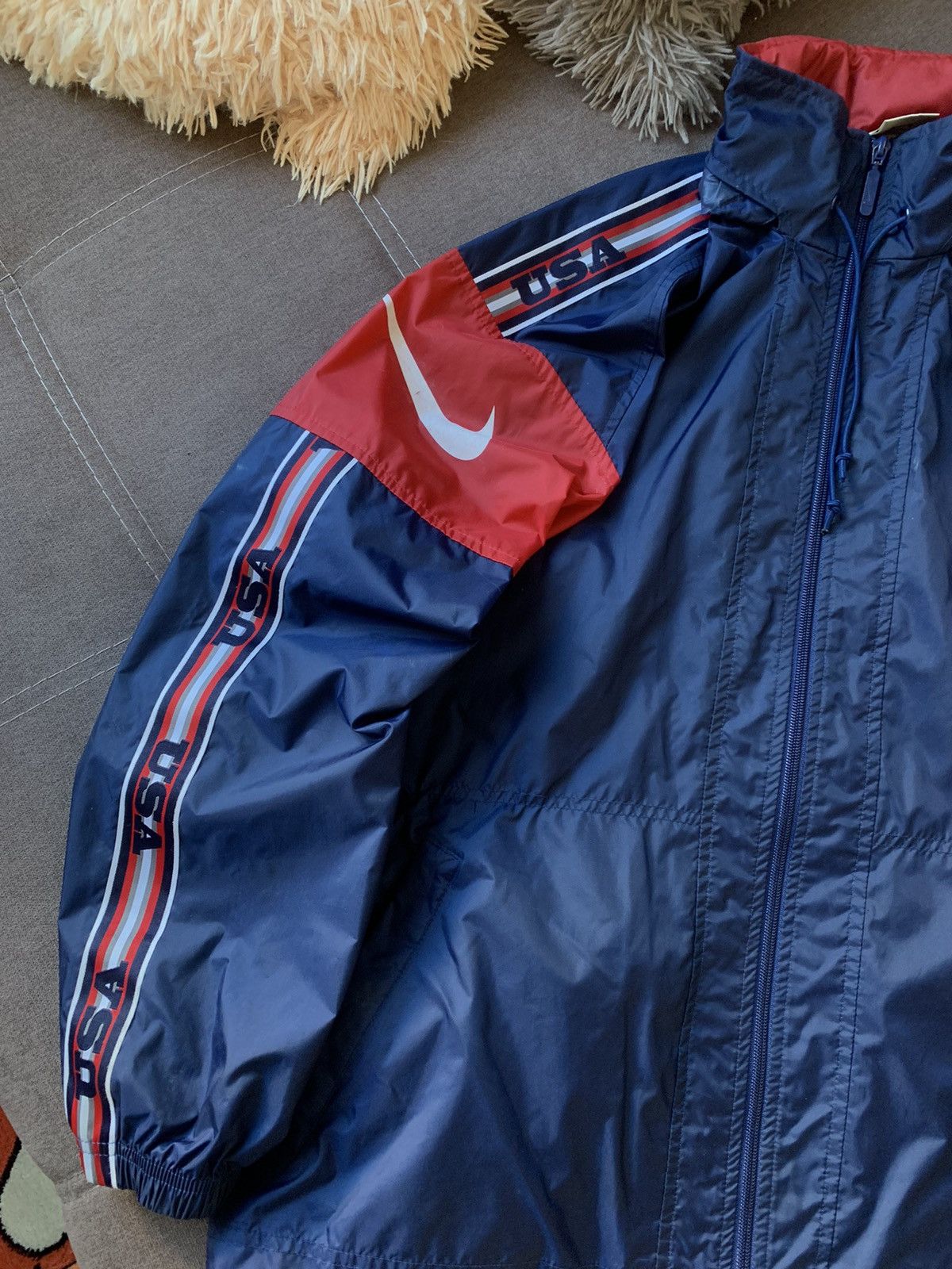 Nike Vintage 90's Nike USA Big Swoosh Boxy Bag Jacket Size US M / EU 48-50 / 2 - 3 Thumbnail