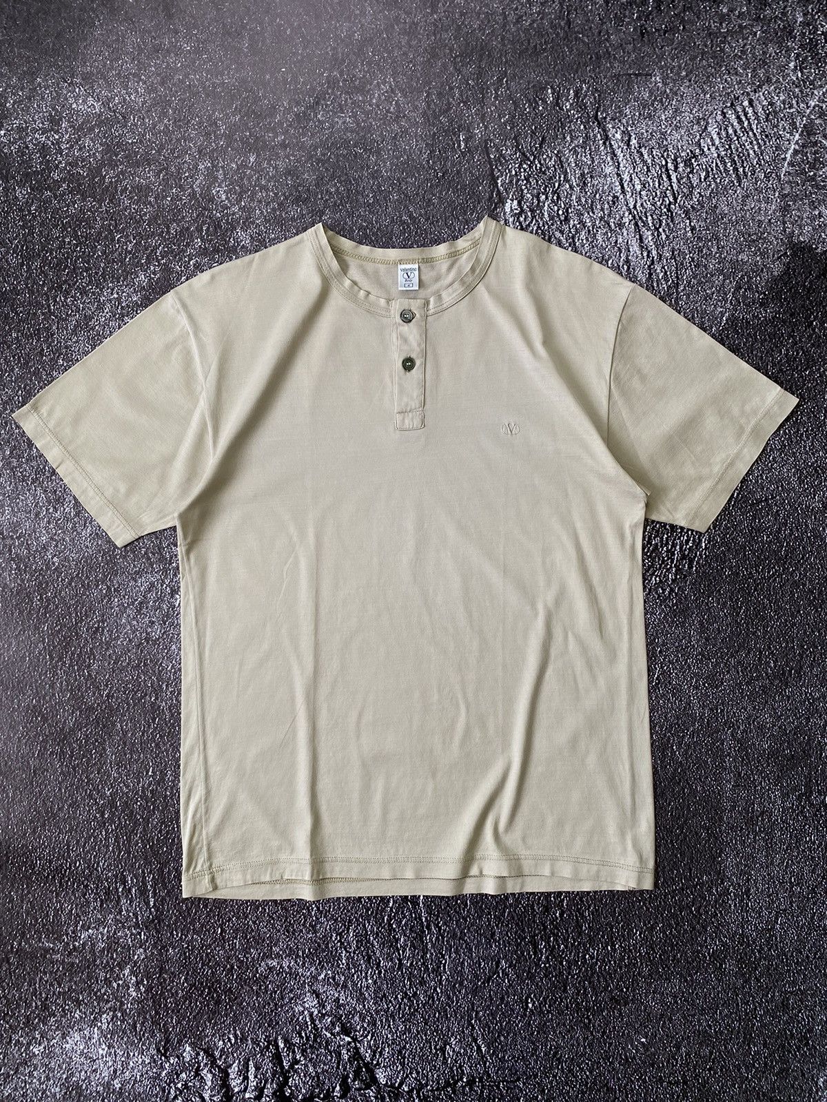 Valentino Vintage Valentino Garavani Body tshirt Size US L / EU 52-54 / 3 - 1 Thumbnail