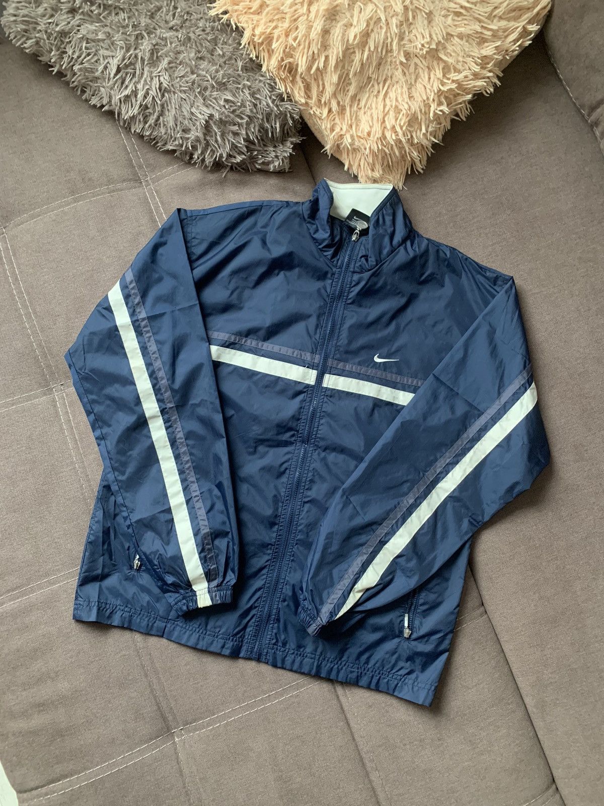 Nike Vintage 90s Nike Full Zip Nylon Windbreaker Size US S / EU 44-46 / 1 - 2 Thumbnail