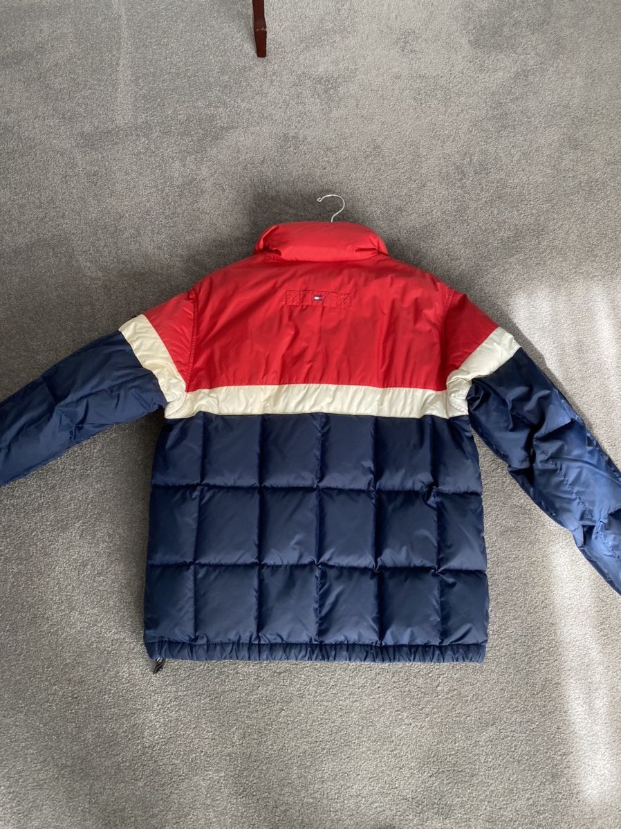Vintage Vintage Tommy Hilfiger Puff down jacket size S Size US S / EU 44-46 / 1 - 2 Thumbnail