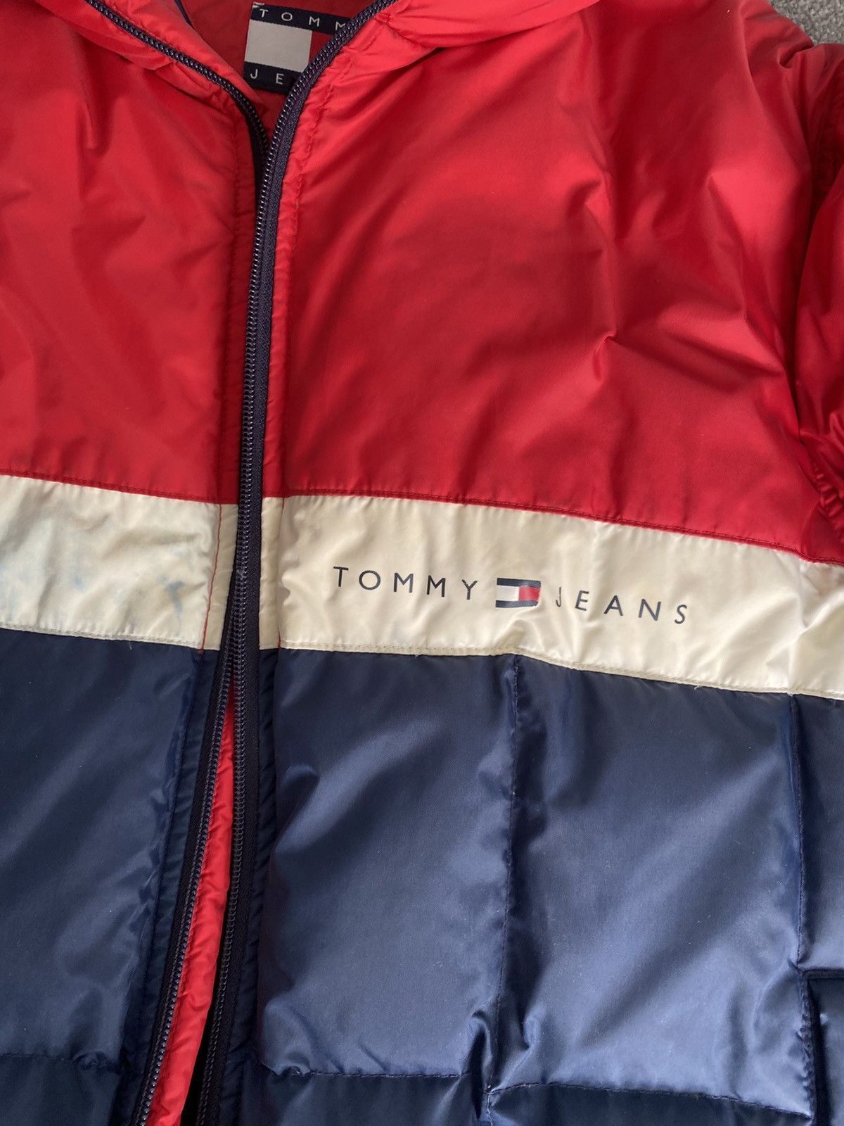 Vintage Vintage Tommy Hilfiger Puff down jacket size S Size US S / EU 44-46 / 1 - 9 Thumbnail