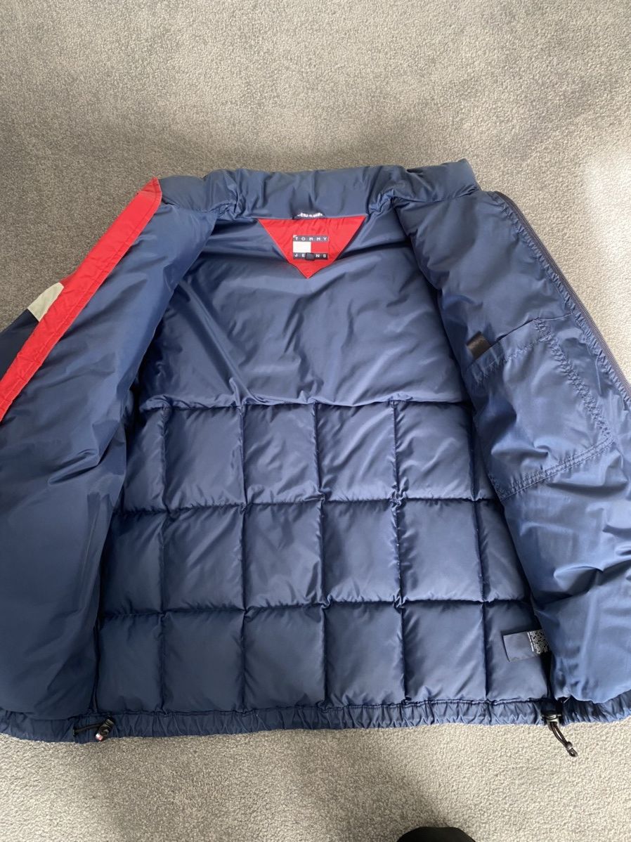 Vintage Vintage Tommy Hilfiger Puff down jacket size S Size US S / EU 44-46 / 1 - 4 Thumbnail