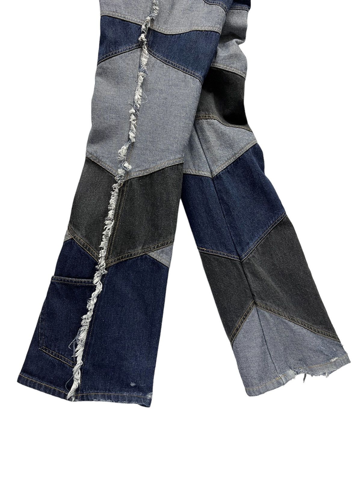Designer × Japanese Brand × Vintage FYE! Designer Asymmetric Patchwork Side Fringe Flare Denim Size 30" / US 8 / IT 44 - 13 Thumbnail