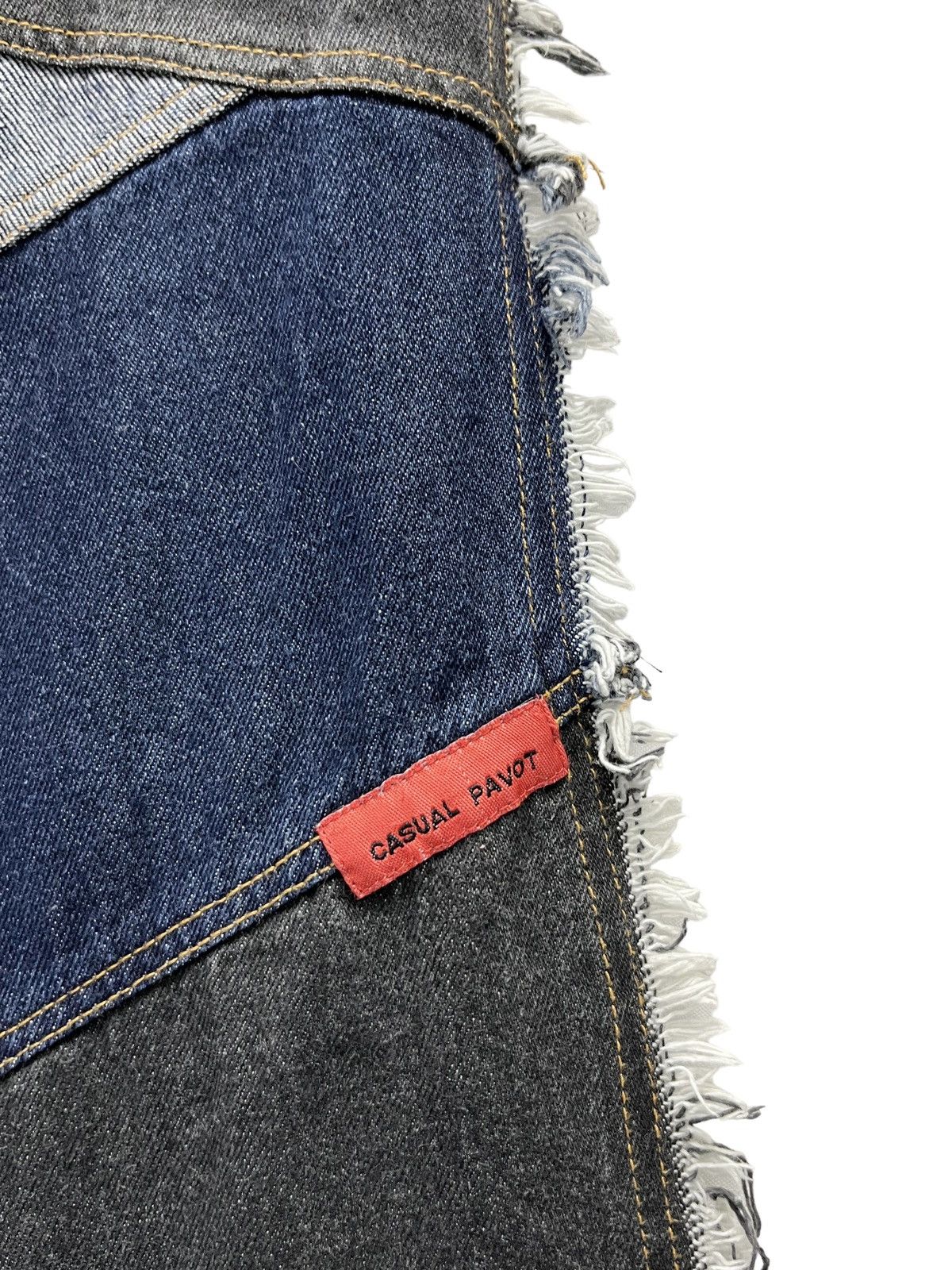 Designer × Japanese Brand × Vintage FYE! Designer Asymmetric Patchwork Side Fringe Flare Denim Size 30" / US 8 / IT 44 - 9 Thumbnail