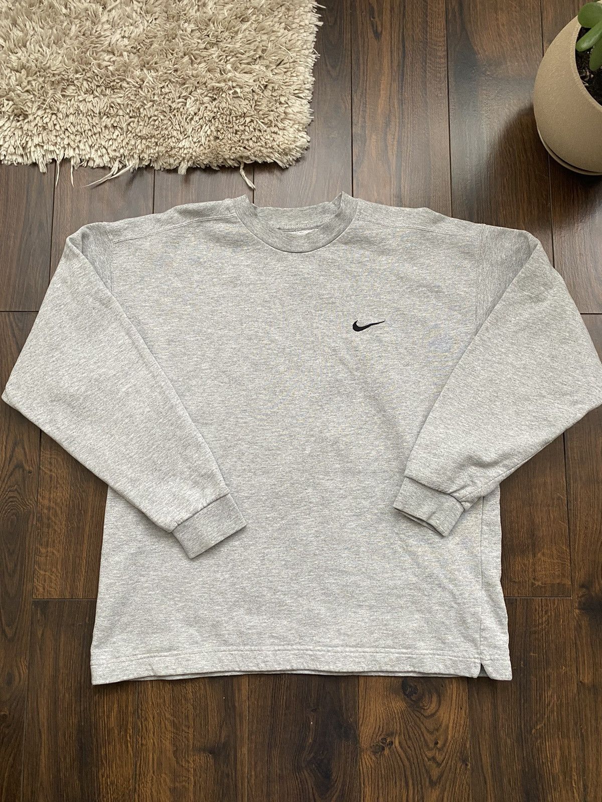 Nike Vintage Nike sweatshirt mini swoosh Size US L / EU 52-54 / 3 - 2 Thumbnail