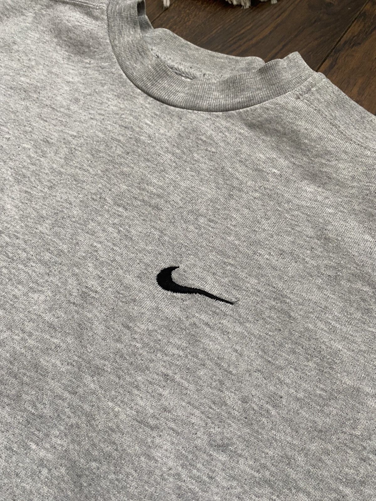 Nike Vintage Nike sweatshirt mini swoosh Size US L / EU 52-54 / 3 - 3 Thumbnail