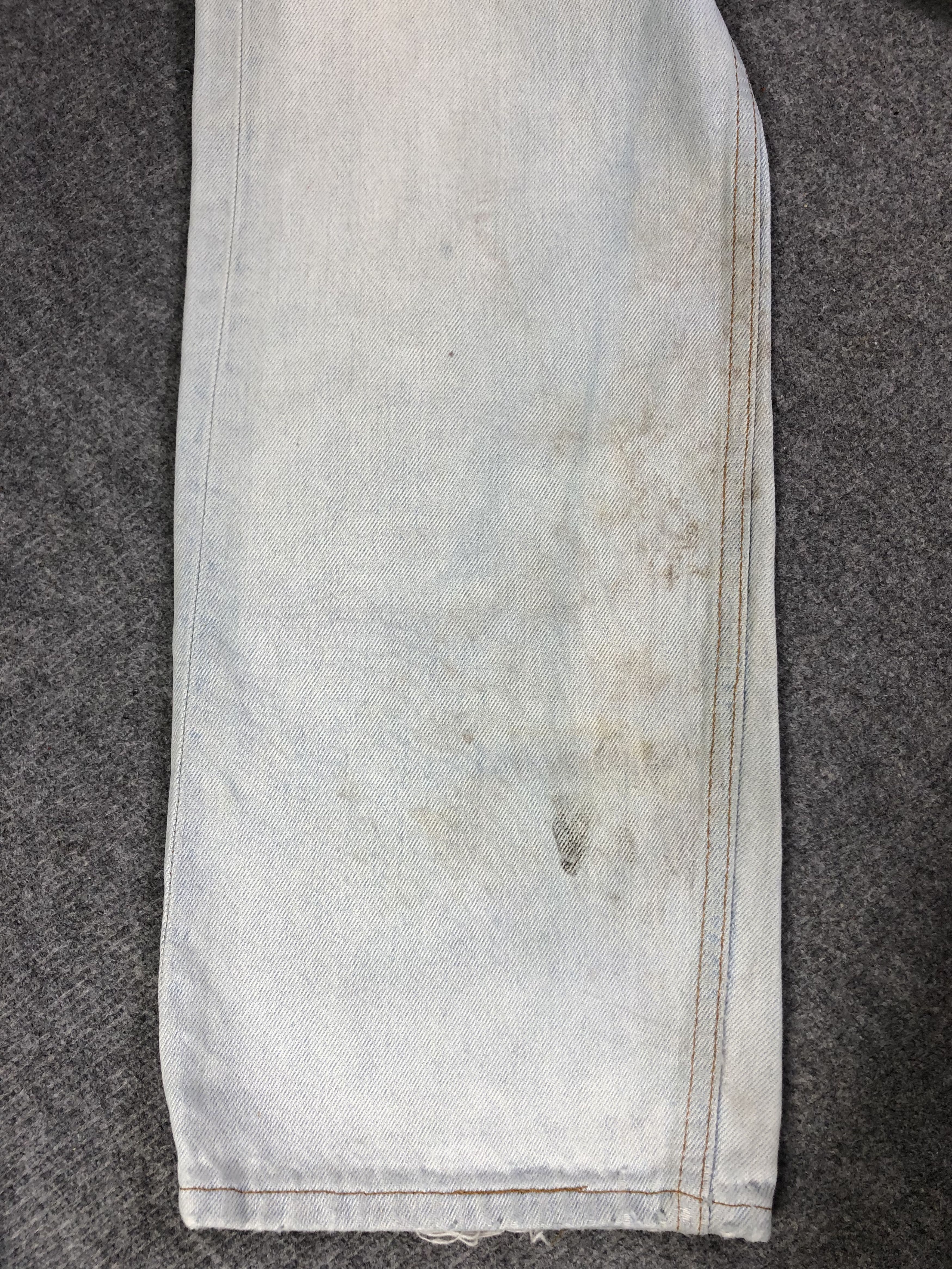 Levi's Vintage Dirty Light Blue Levis 501 33x32 Size US 33 - 12 Thumbnail