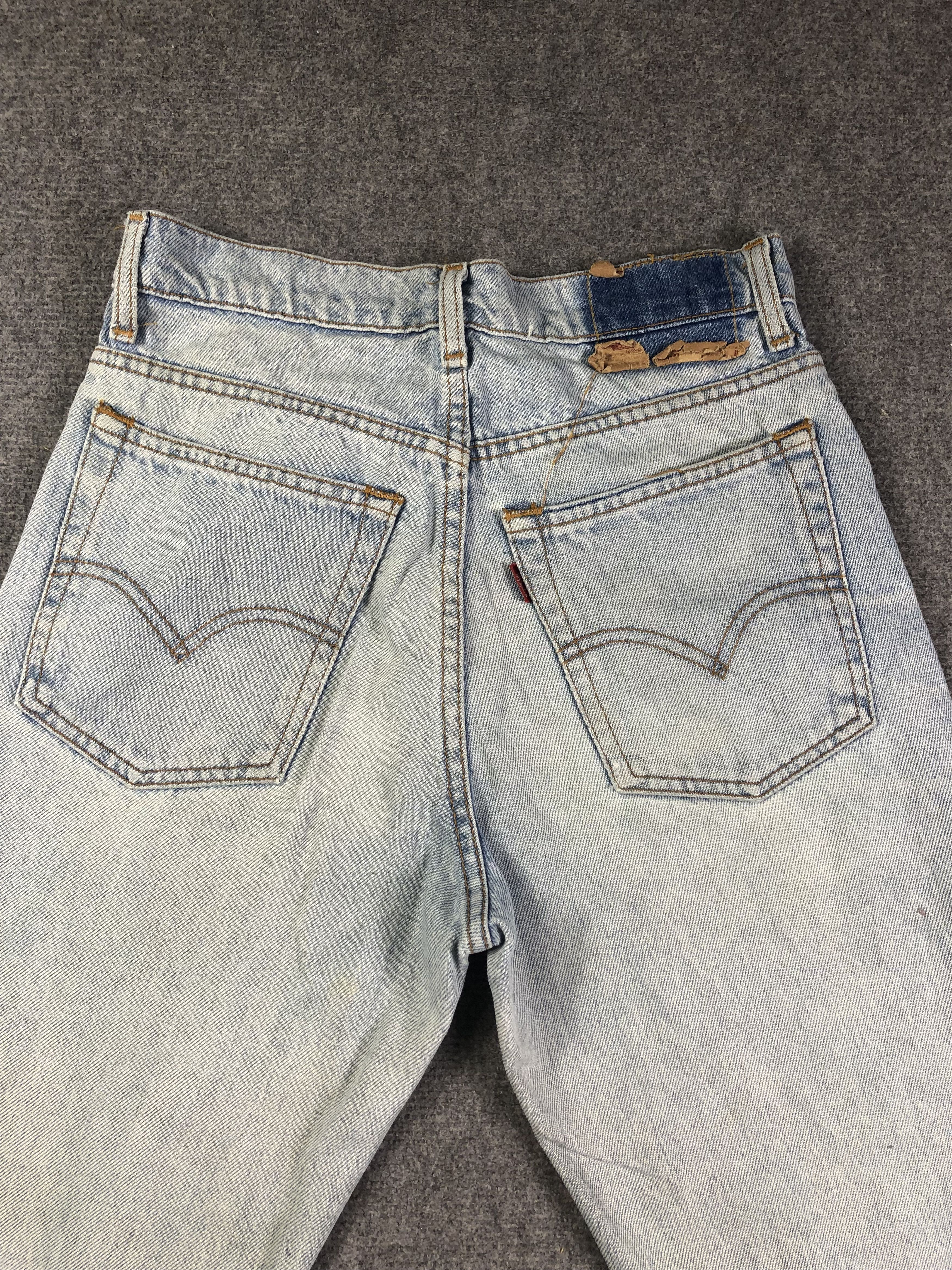 Levis light Wash blue Denim Jeans 28x29.5
