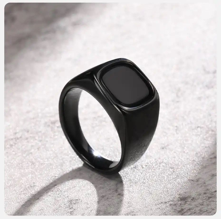 Other Punk Black Stone Ring Size ONE SIZE - 1 Thumbnail