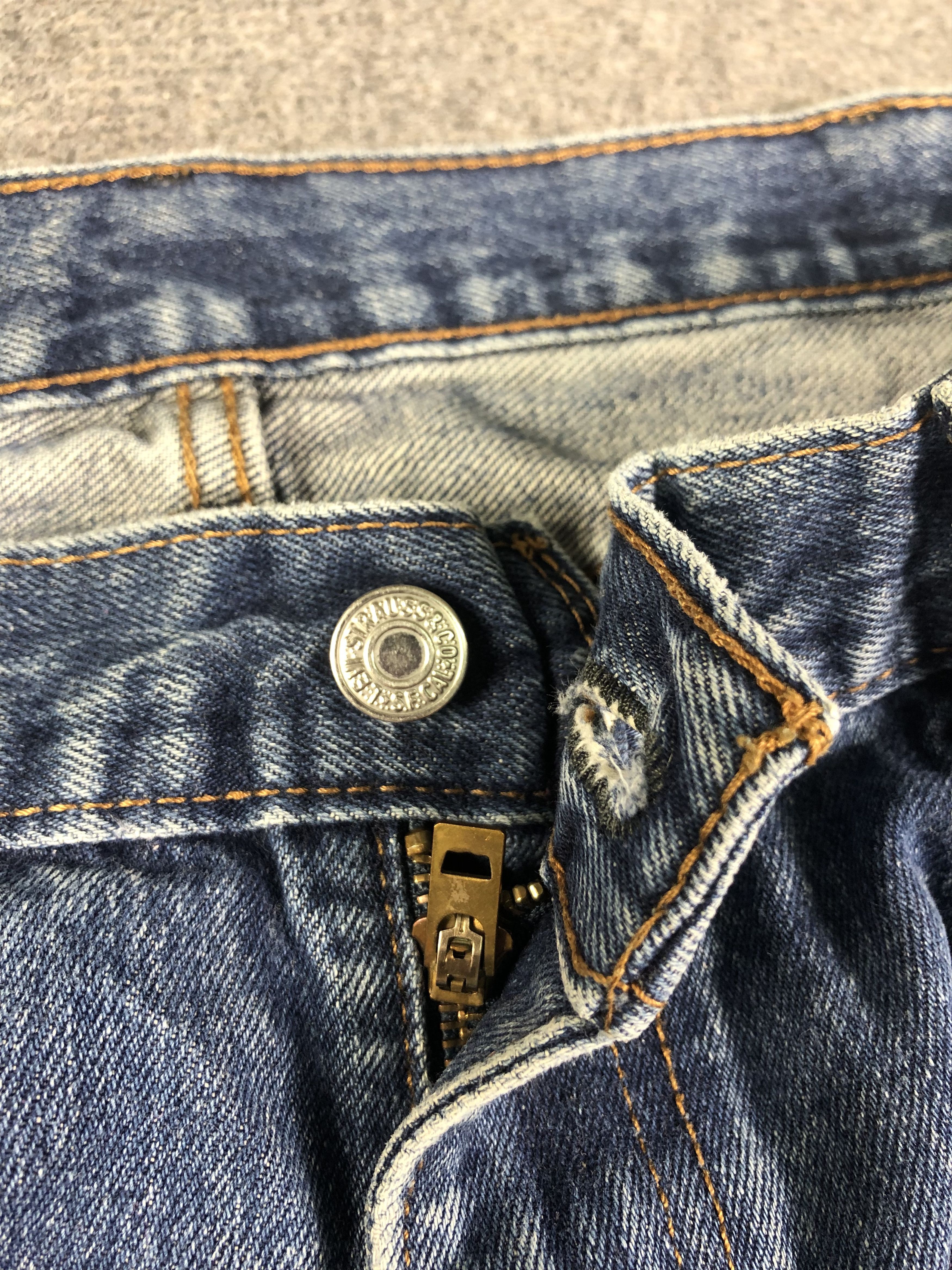Levi's Faded Blue Levis 505 Denim Jeans 41x28 Size US 41 - 3 Thumbnail
