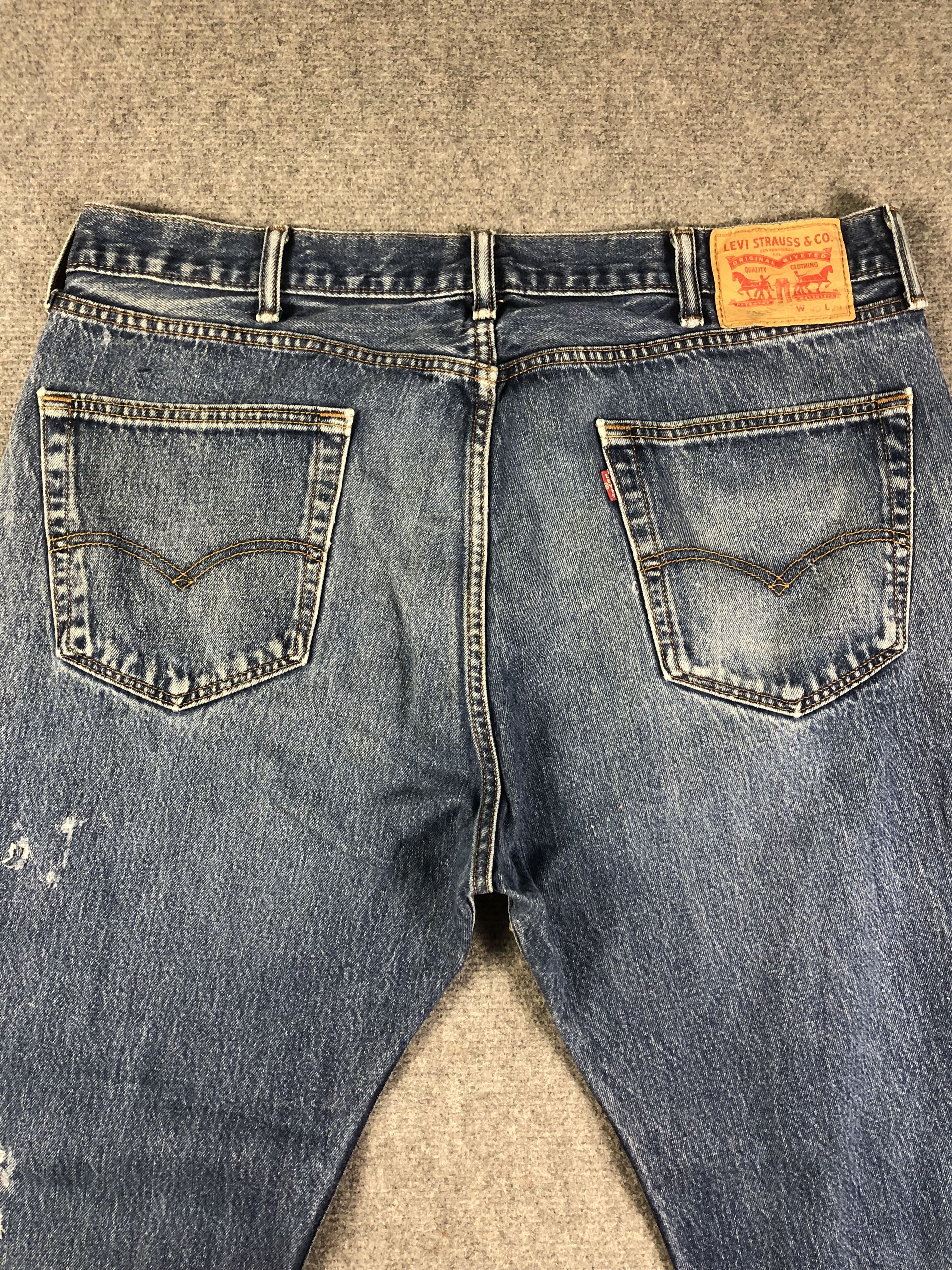 Levi's Faded Blue Levis 505 Denim Jeans 41x28 Size US 41 - 13 Thumbnail