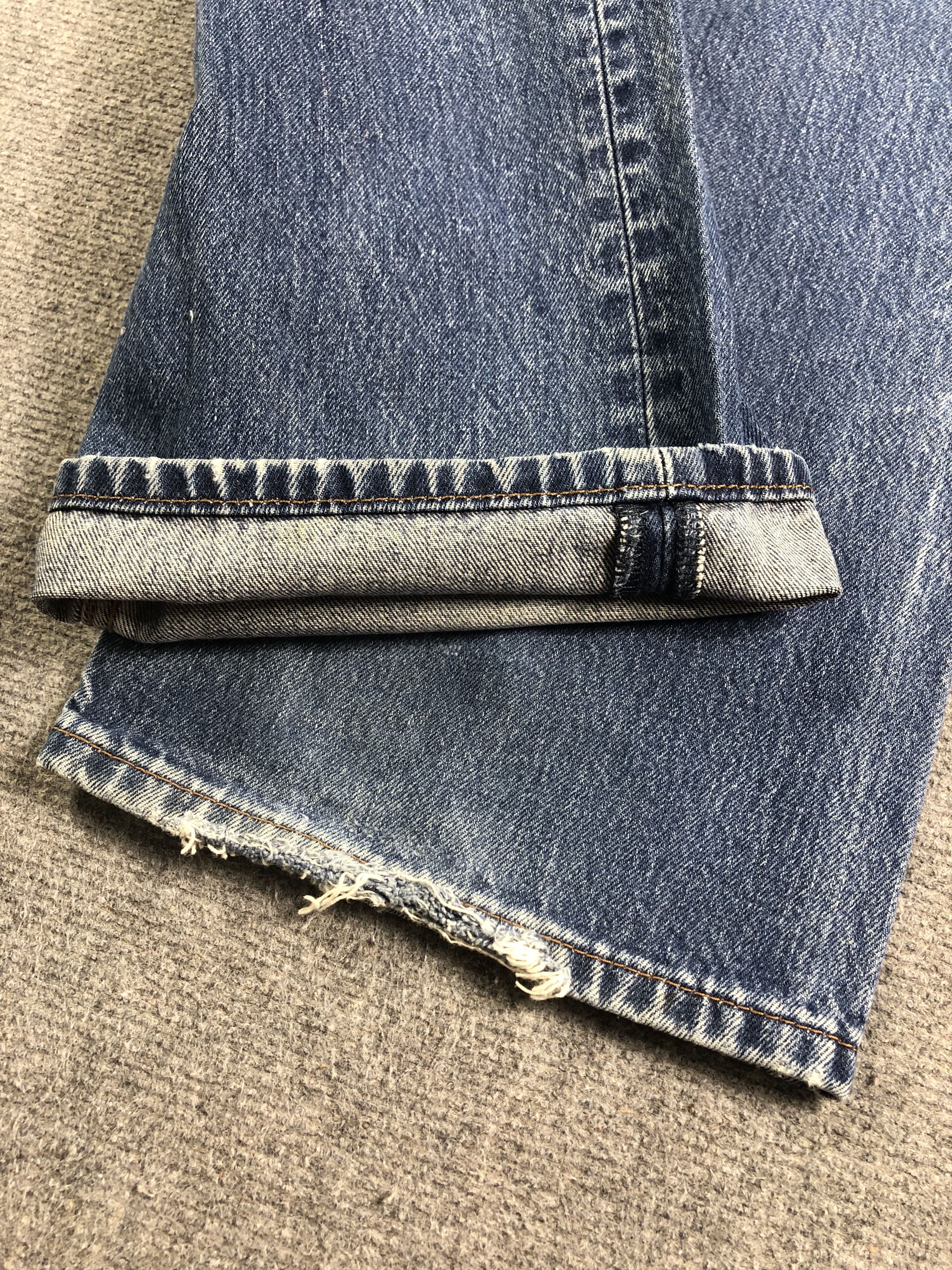 Levi's Faded Blue Levis 505 Denim Jeans 41x28 Size US 41 - 16 Thumbnail