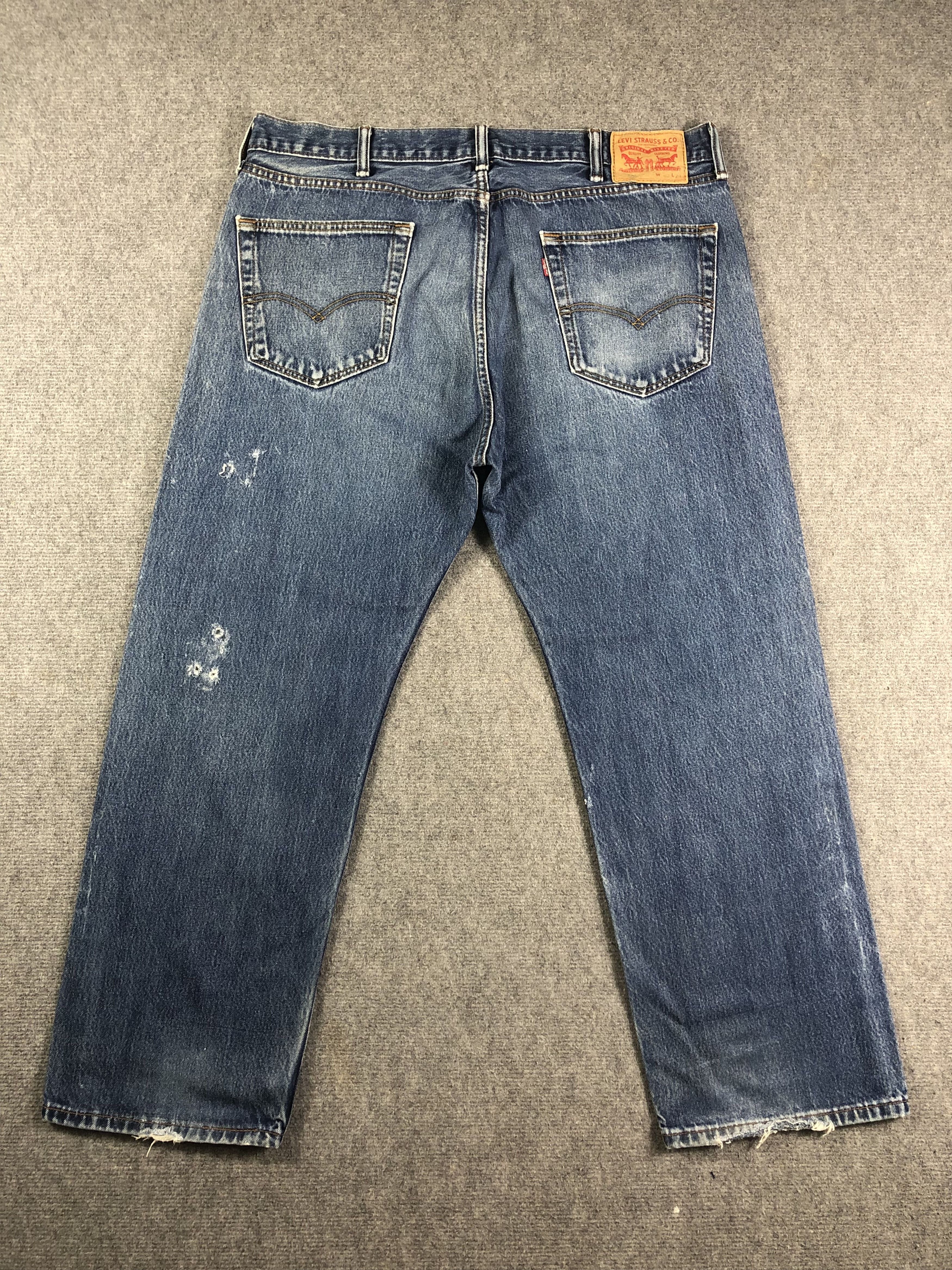 Levi's Faded Blue Levis 505 Denim Jeans 41x28 Size US 41 - 17 Thumbnail