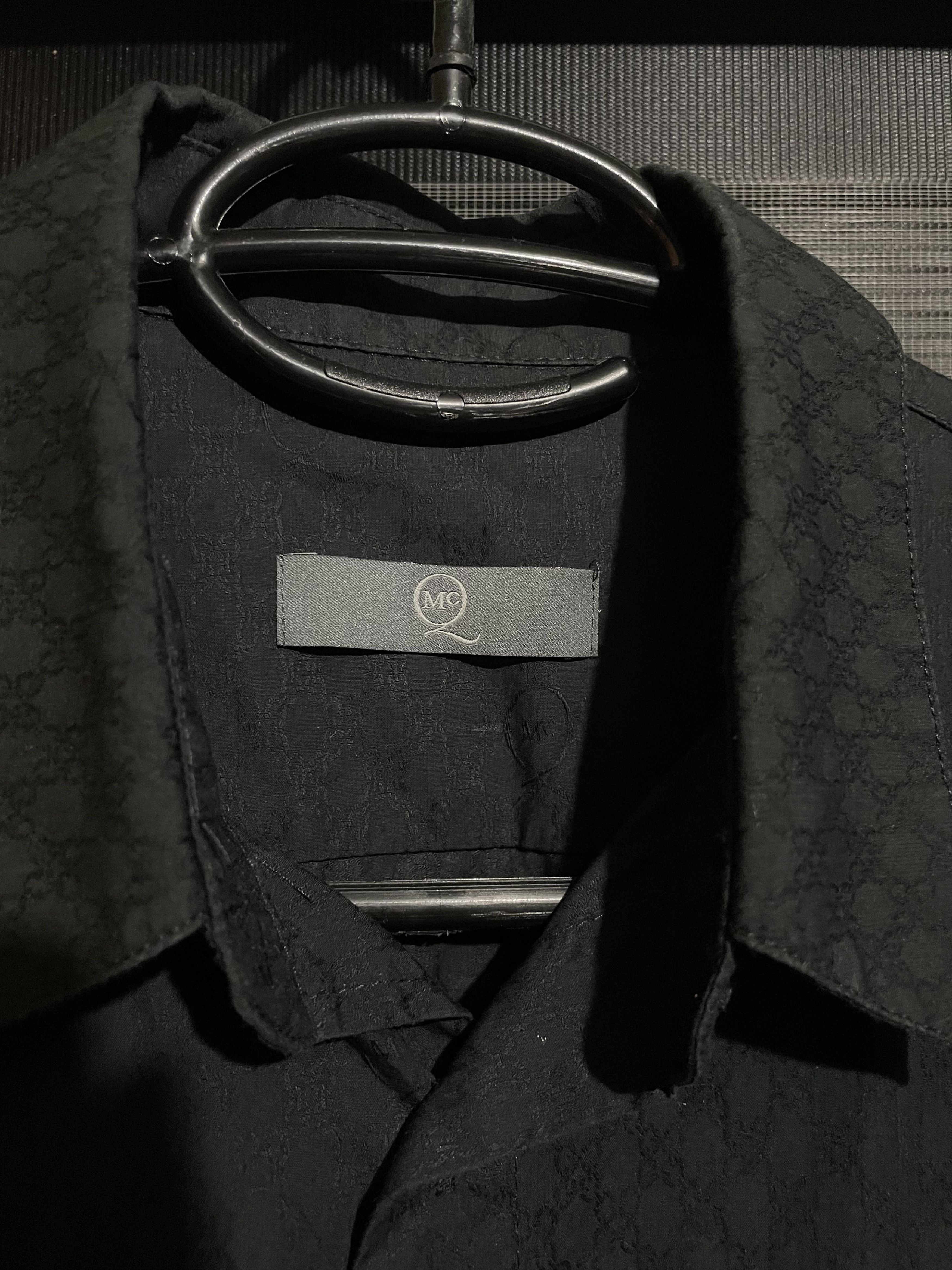 Alexander McQueen Alexander Mcqueen Monogram Button Up Size US S / EU 44-46 / 1 - 6 Thumbnail