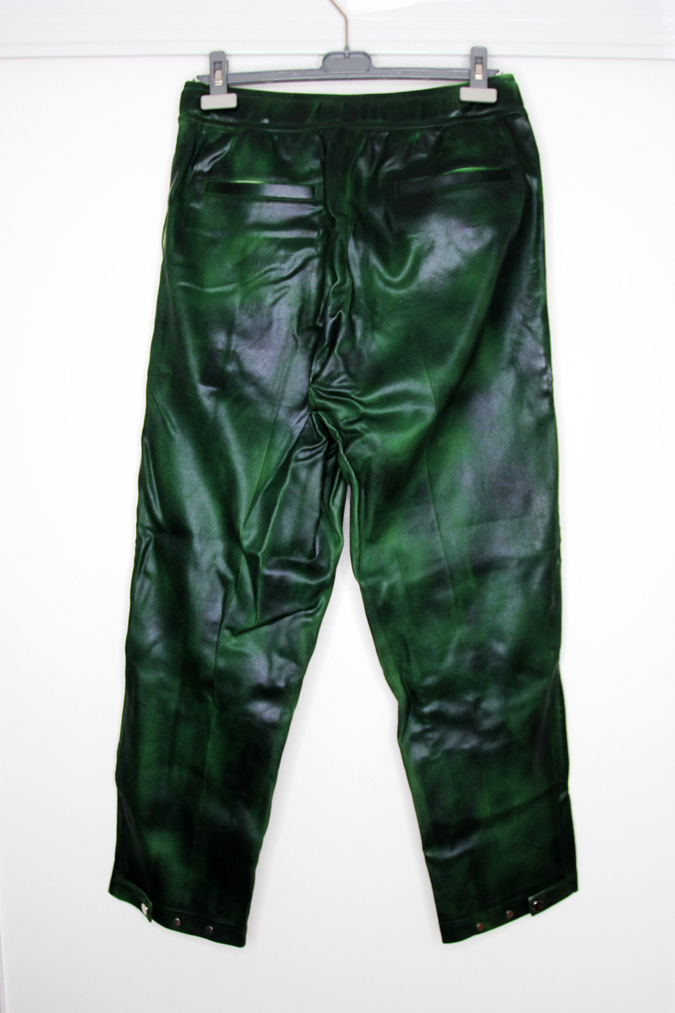 TAAKK BNWOT SS20 TAAKK GREEN NYLON PANTS M Size US 31 - 3 Thumbnail