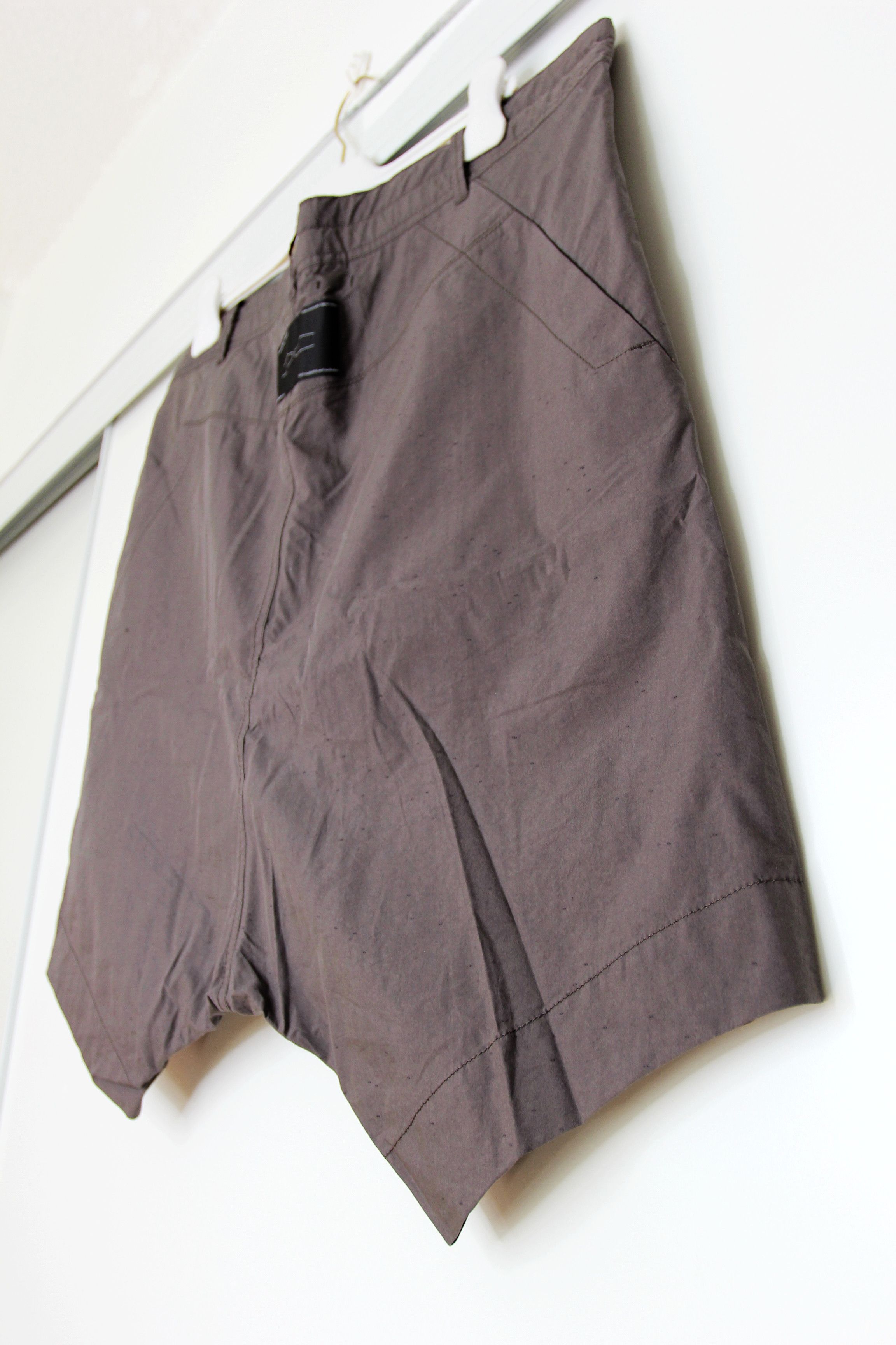 Julius BNWT SS16 JULIUS "SEFIROTH" DROPCOTCH SHORTS 3 Size US 34 / EU 50 - 7 Thumbnail