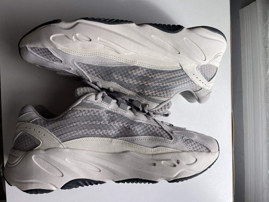 yeezy 700 static price