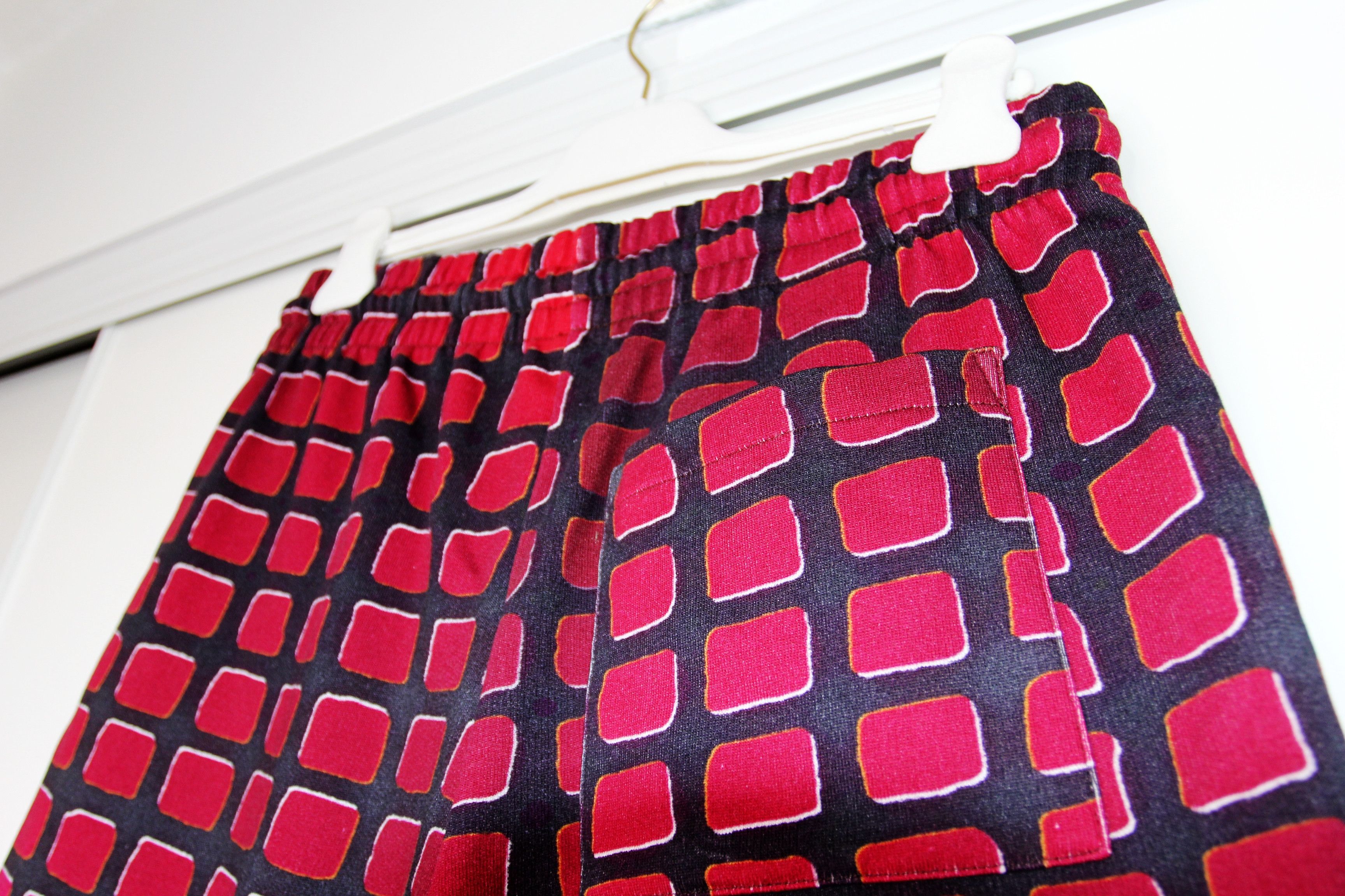 Dries Van Noten BNWT SS21 DRIES VAN NOTEN x LEN LYE HABOR FUCHSIA SHORTS M Size US 32 / EU 48 - 6 Thumbnail