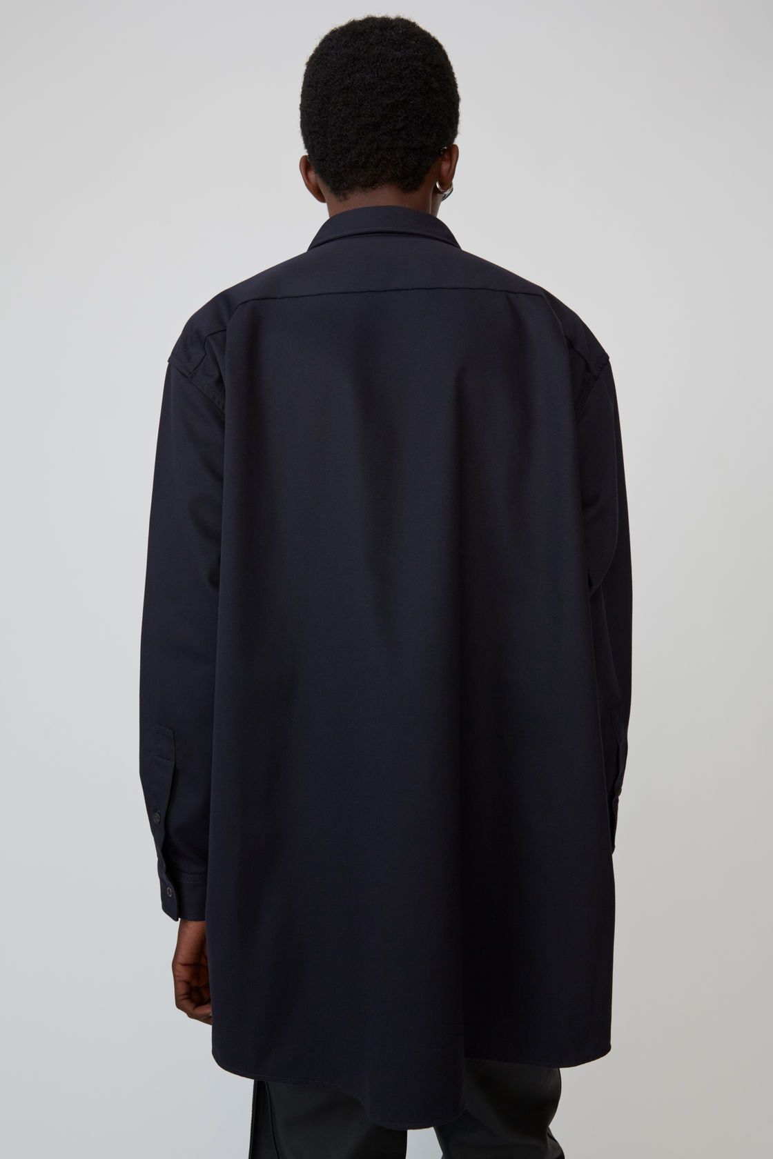 Acne Studios BNWT AW19 ACNE STUDIOS OVERSIZED NAVY SHIRT JACKET 46 Size US S / EU 44-46 / 1 - 14 Thumbnail