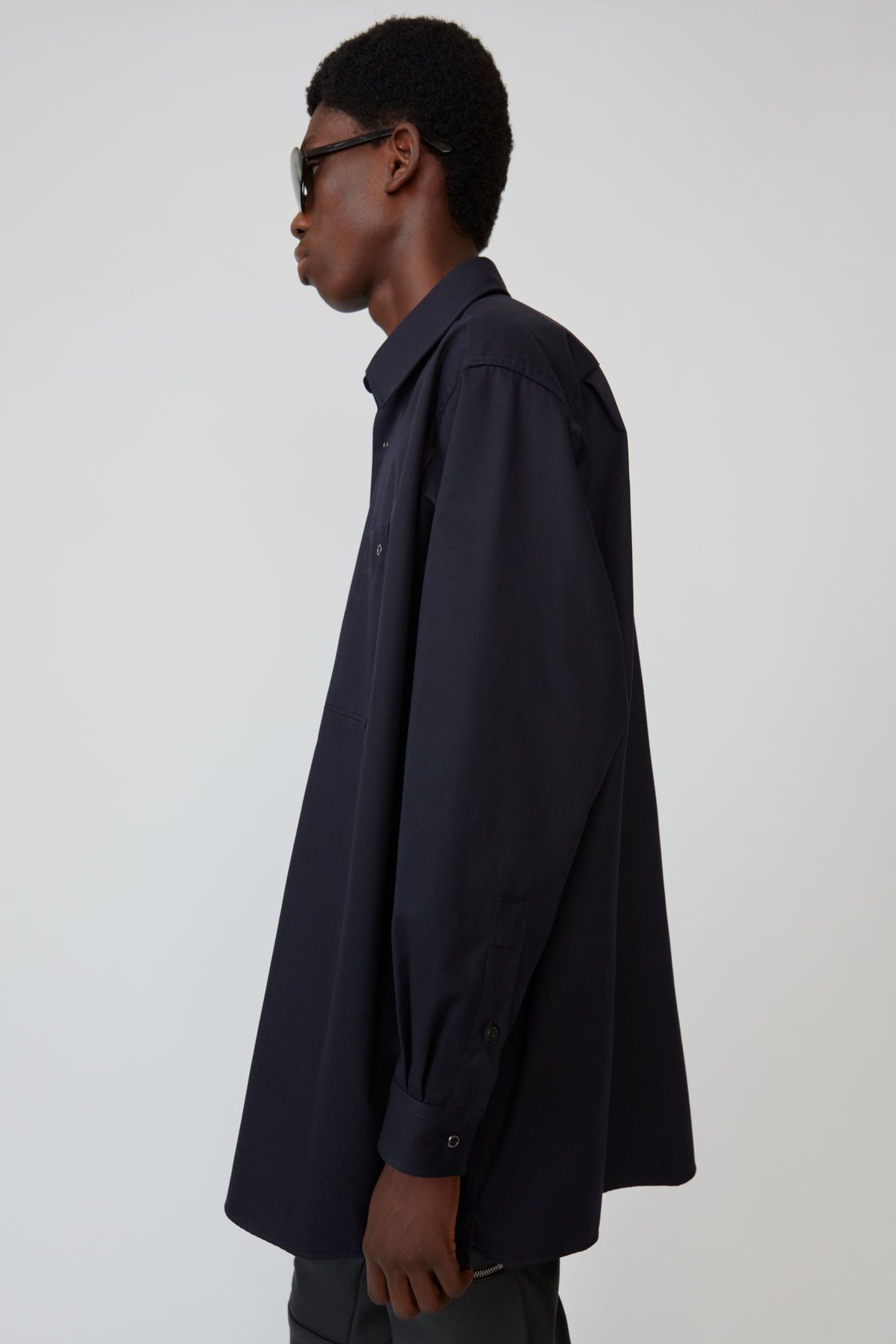 Acne Studios BNWT AW19 ACNE STUDIOS OVERSIZED NAVY SHIRT JACKET 46 Size US S / EU 44-46 / 1 - 15 Thumbnail