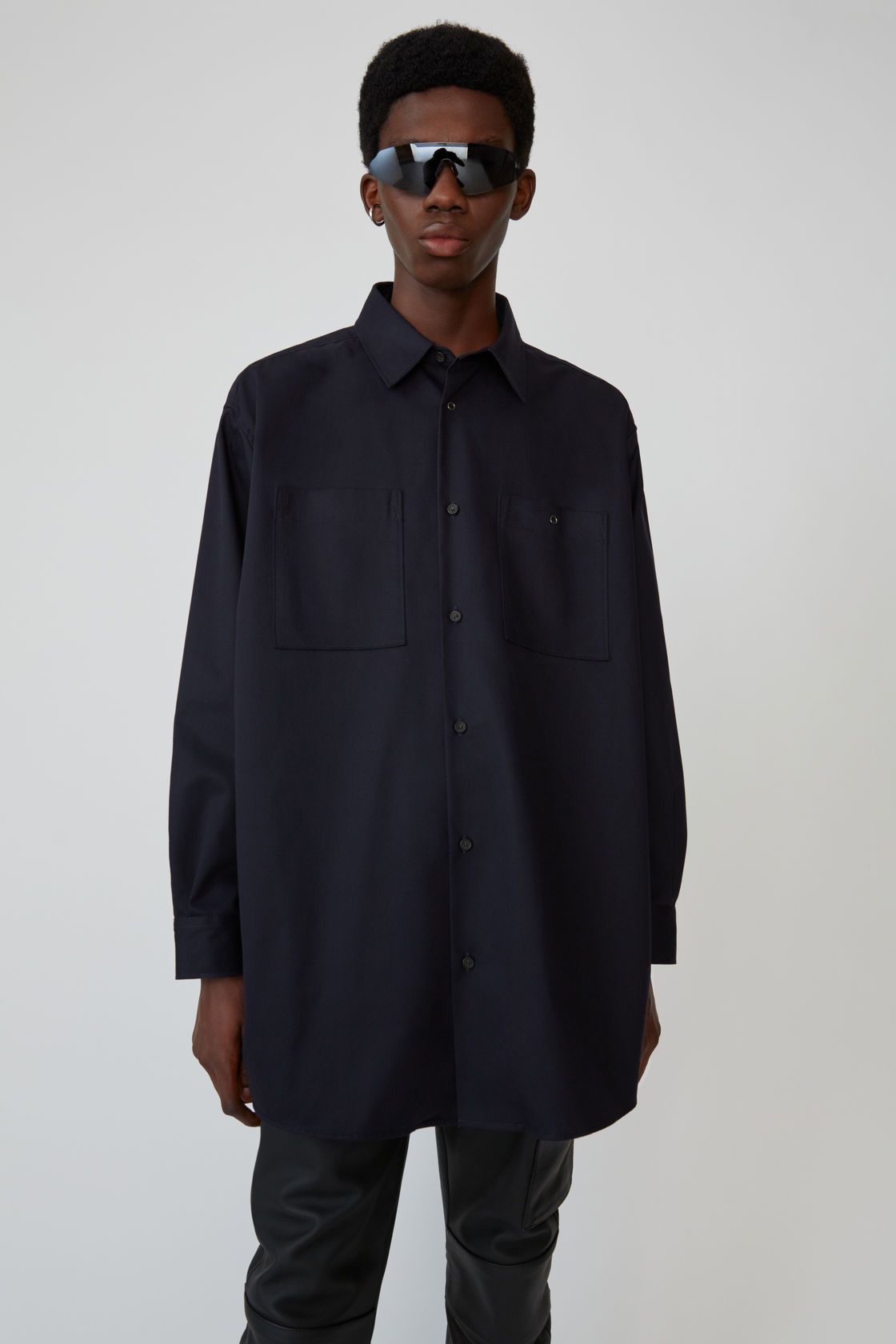 Acne Studios BNWT AW19 ACNE STUDIOS OVERSIZED NAVY SHIRT JACKET 46 Size US S / EU 44-46 / 1 - 1 Thumbnail