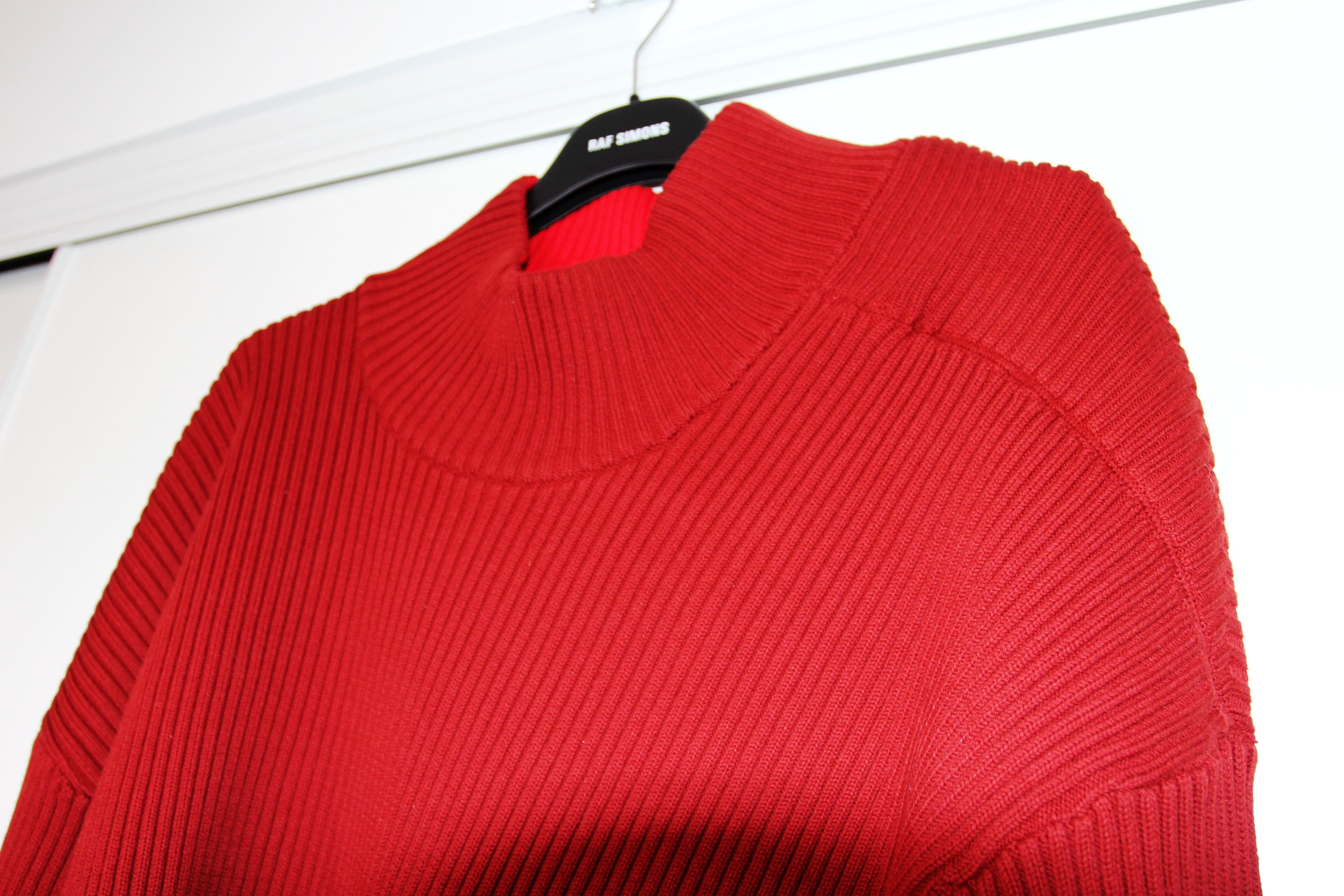 Y/Project BNWT AW20 Y/PROJECT RIBBED OFF-CENTER SWEATER L Size US L / EU 52-54 / 3 - 4 Thumbnail
