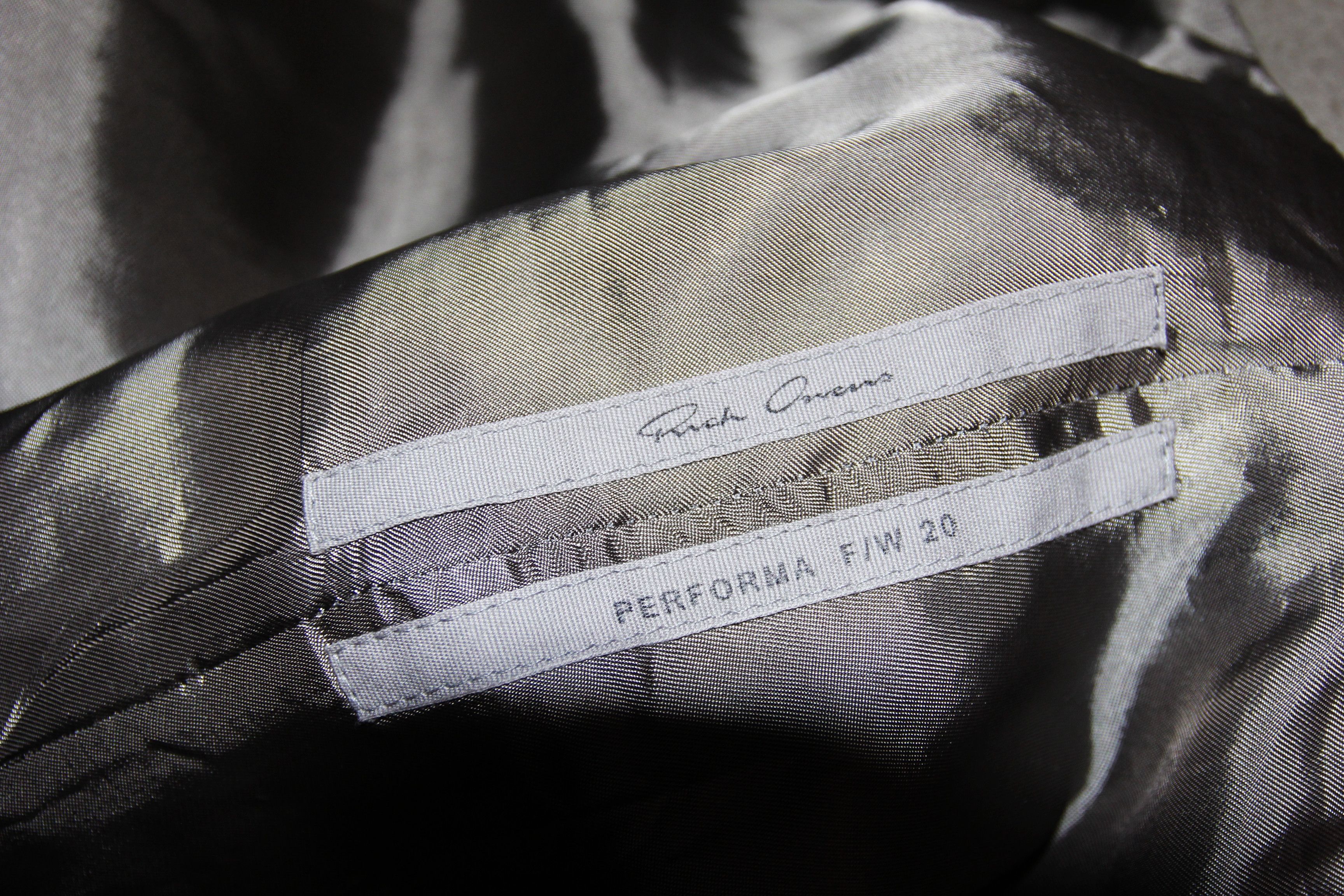 Rick Owens BNWT AW20 RICK OWENS "PERFORMA" MOODY COAT 54 Size US L / EU 52-54 / 3 - 16 Thumbnail