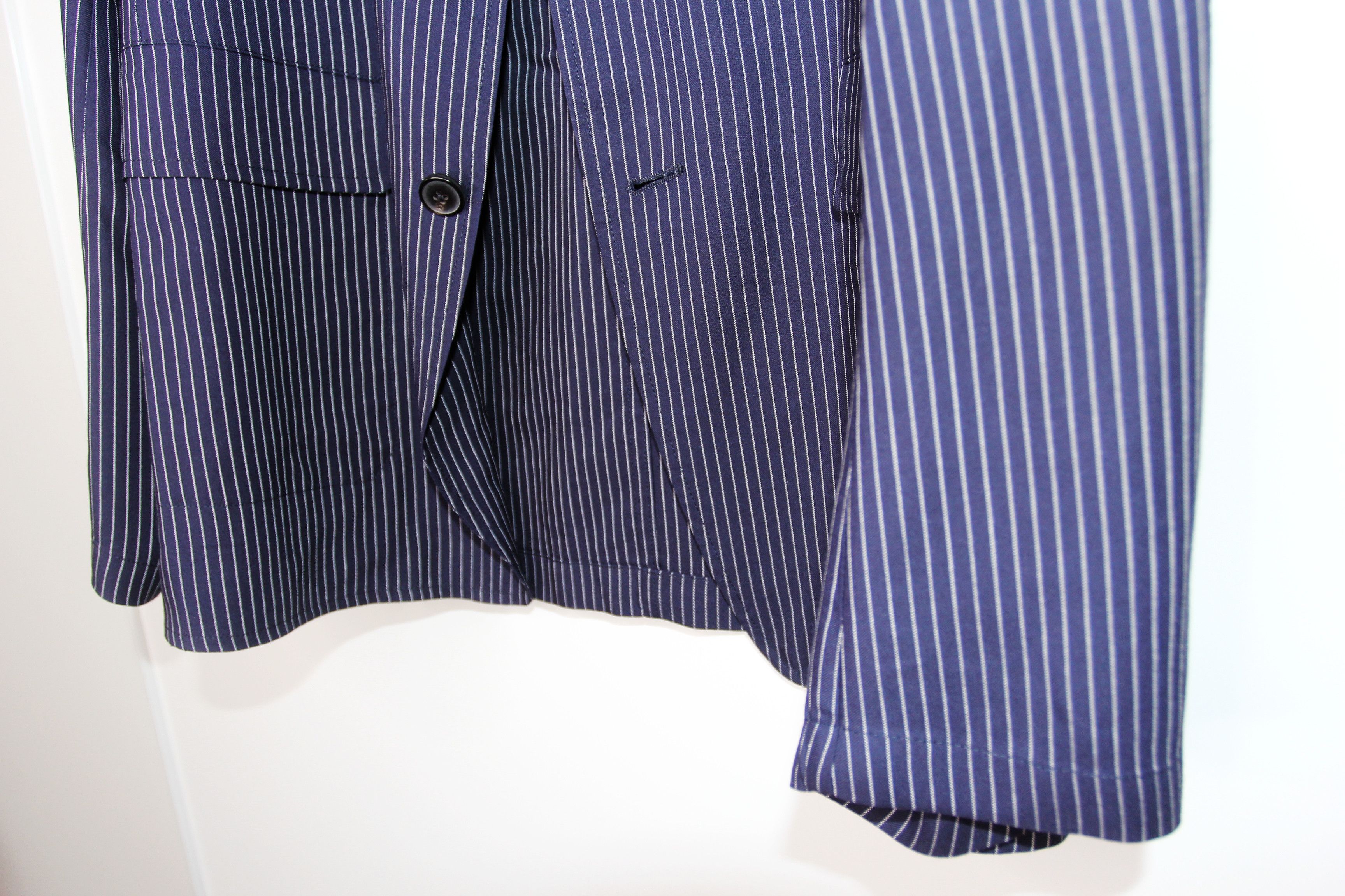 Dries Van Noten BNWT SS20 DRIES VAN NOTEN BILBAO NAVY PINSTRIPE JACKET 48 Size US M / EU 48-50 / 2 - 4 Thumbnail