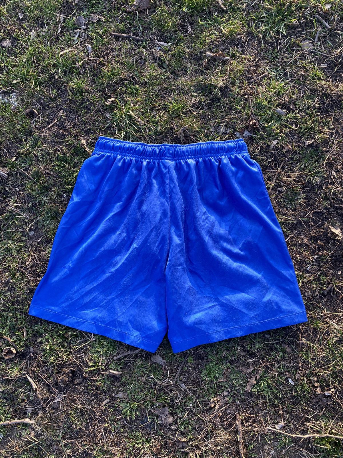 Nike Vintage Nike shorts streetwear swoosh casual y2k size M Size US 32 / EU 48 - 4 Thumbnail