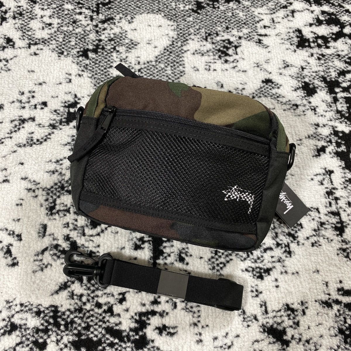 Stussy Stock Pouch Sling Bag Camo, Men's