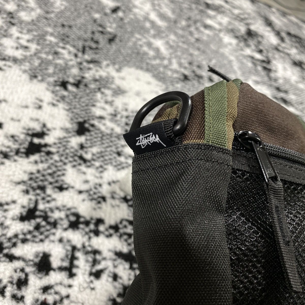 Stussy × Vintage STUSSY STOCK POUCH SLING BAG CAMO Size ONE SIZE - 5 Thumbnail