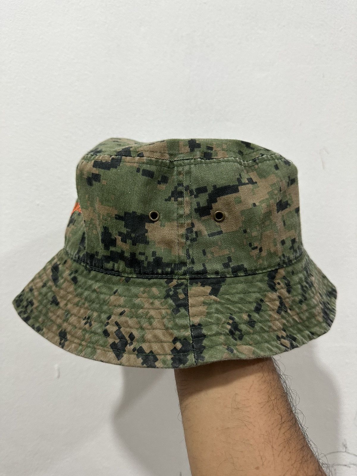 Lafayette 148 LAFAYETTE Digital Camou Hat Size ONE SIZE - 2 Thumbnail