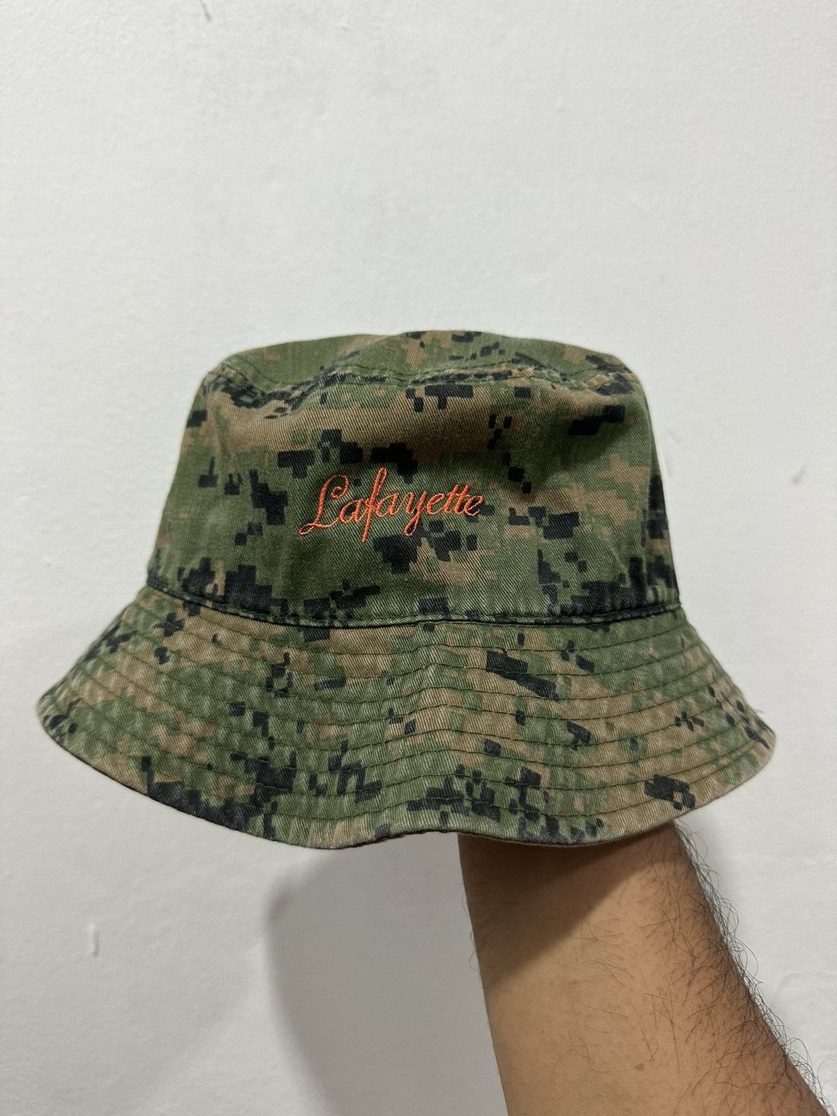 Lafayette 148 LAFAYETTE Digital Camou Hat Size ONE SIZE - 1 Thumbnail
