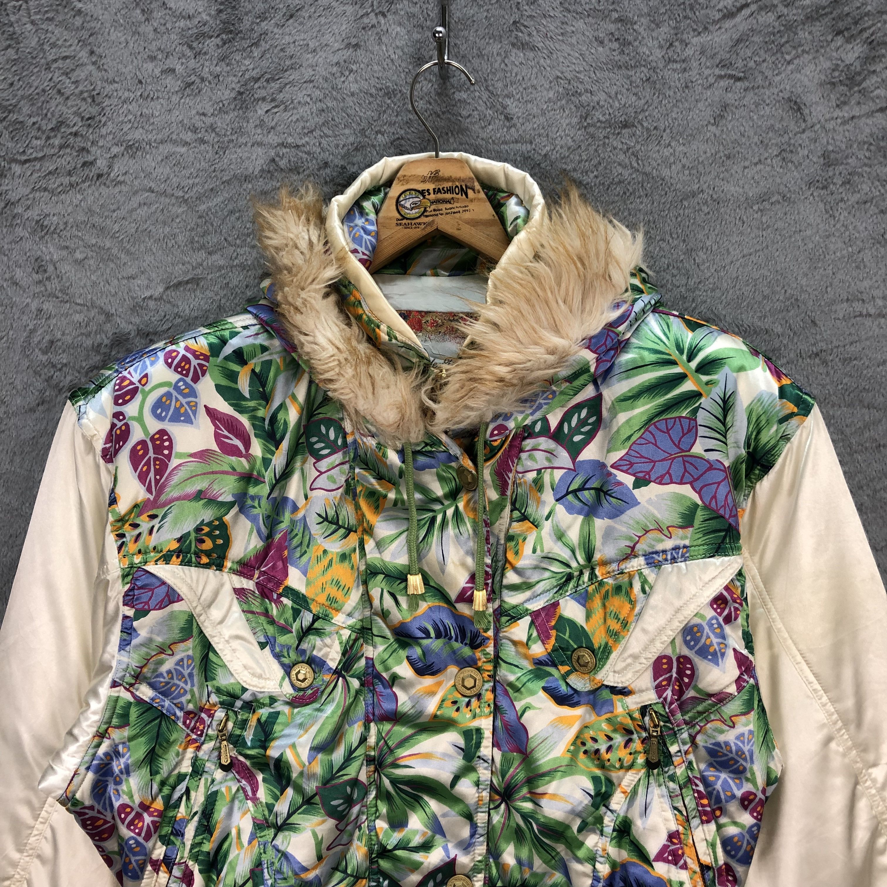 Japanese Brand WINDEX PRO FLORAL PRINT FUR HOODIE SKI JACKET #5882-212 Size L / US 10 / IT 46 - 2 Thumbnail