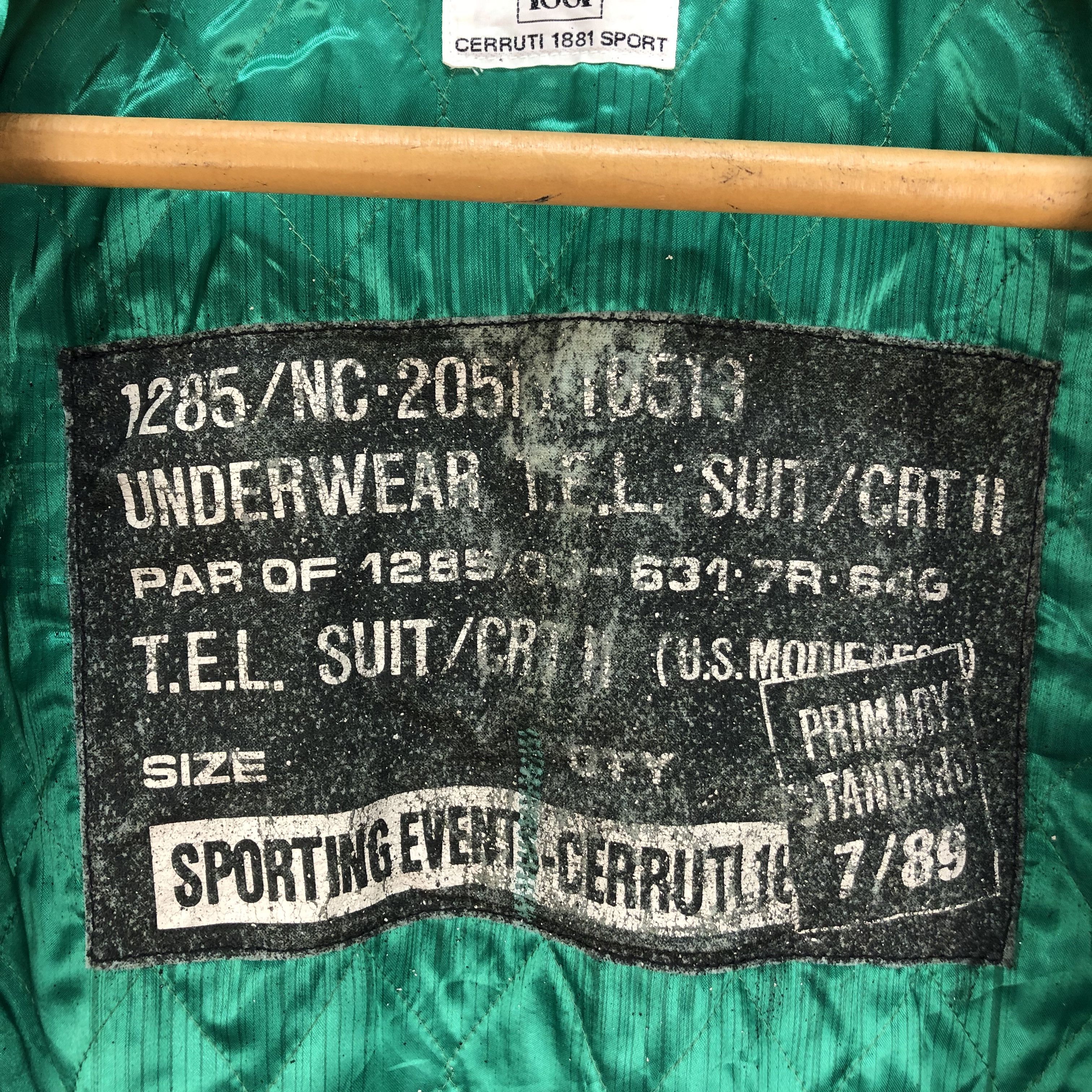 Cerruti 1881 VINTAGE CERUTTI 1881 SPORT BLUE WOOL JACKET #5496-193 Size US L / EU 52-54 / 3 - 10 Thumbnail