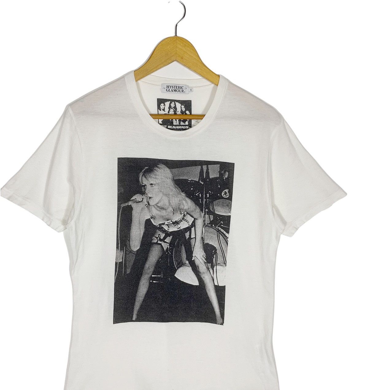 Band Tees × Hysteric Glamour Rare Hysteric Glamour x The Runways Shirt At Wild Man Sams Size US M / EU 48-50 / 2 - 2 Thumbnail