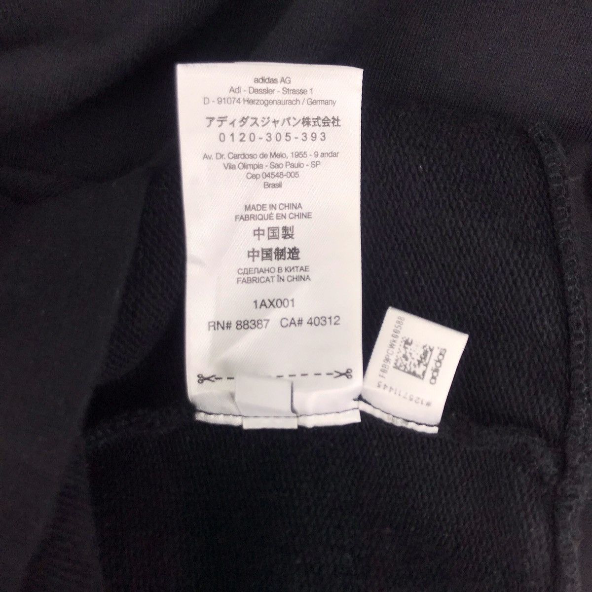 Y-3 × Yohji Yamamoto Yohji Yamamoto Y-3 Logo Print Sweatshirts Size US M / EU 48-50 / 2 - 10 Thumbnail