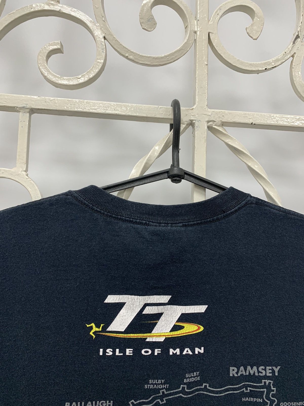 Vintage Vintage 2012 Isle of Man TT Moto Racing T-shirt Size US M / EU 48-50 / 2 - 11 Thumbnail