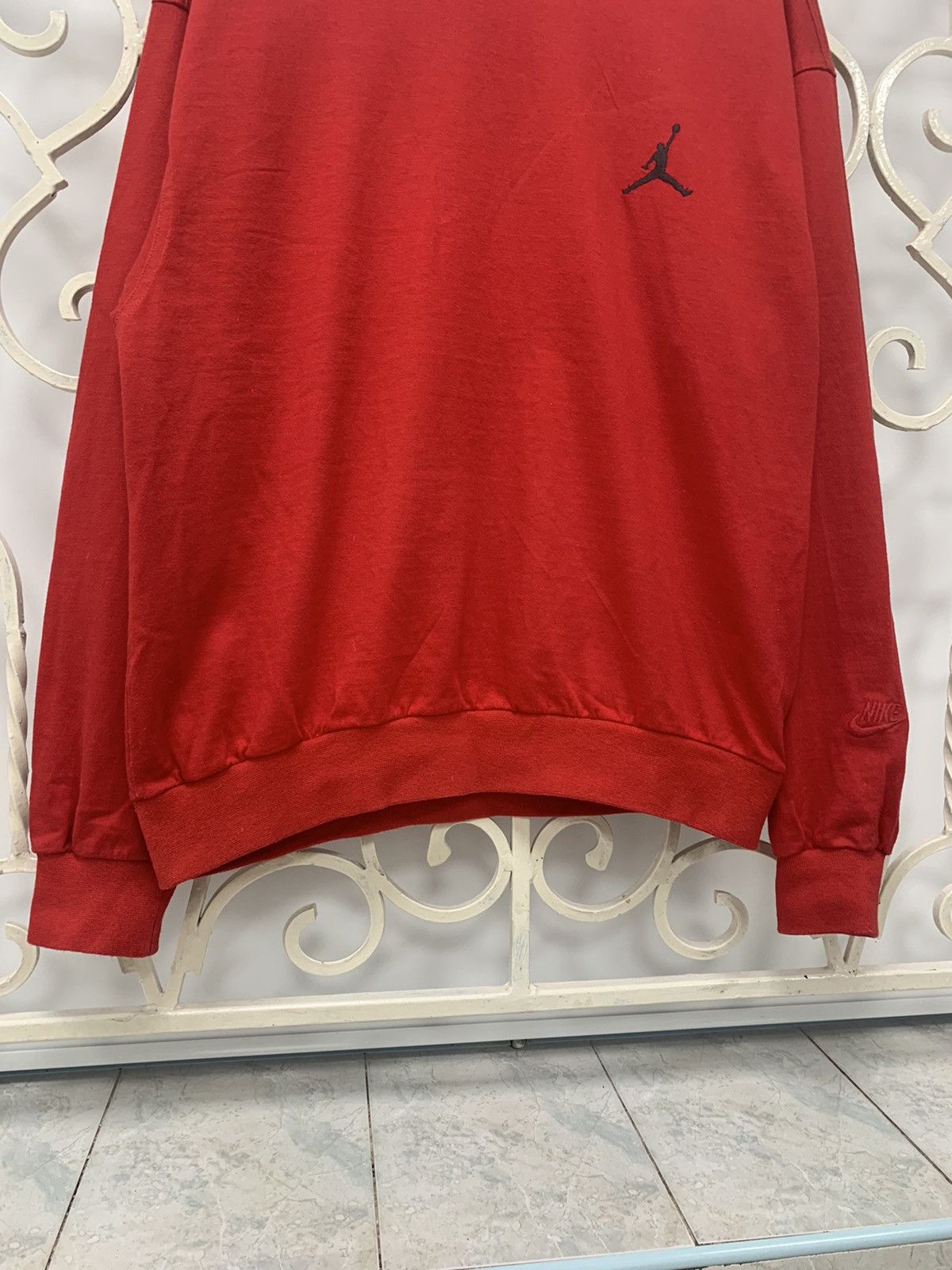 Jordan Brand Vintage Nike Jordan Sweatshirt Size US L / EU 52-54 / 3 - 8 Thumbnail