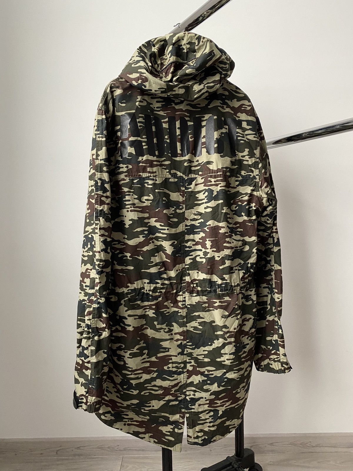 addict camo jacket