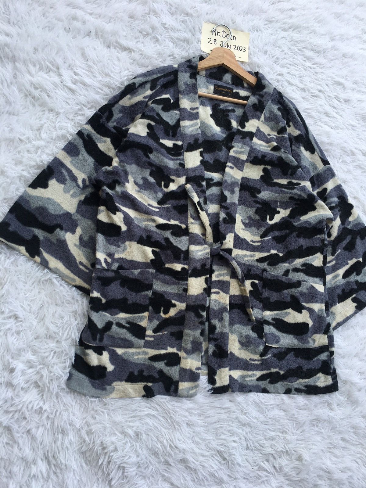 Gianni Valentino Rare Vintage Gianni Valentino Camo Bath Robe Size US L / EU 52-54 / 3 - 2 Thumbnail
