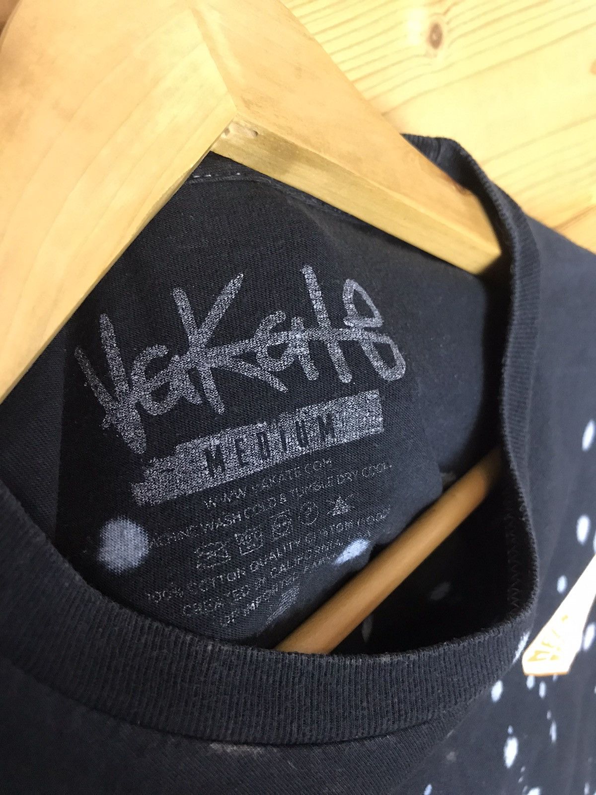 Band Tees Neck Deep inspired Stranger Things t-shirt Size US M / EU 48-50 / 2 - 8 Thumbnail